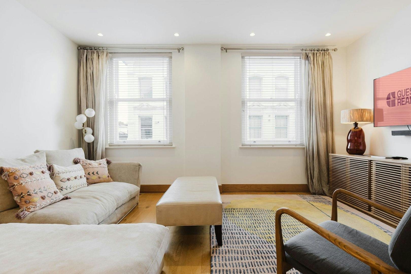 Apartment London, 2 beds — photo 5