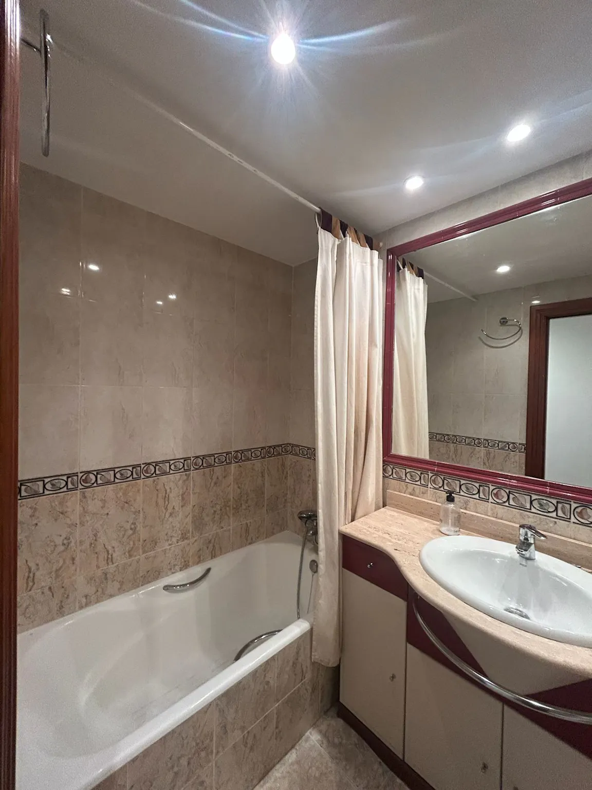 Private room in Calle de Santa Lucía, Zaragoza (1661217) COMMON_AREA 2