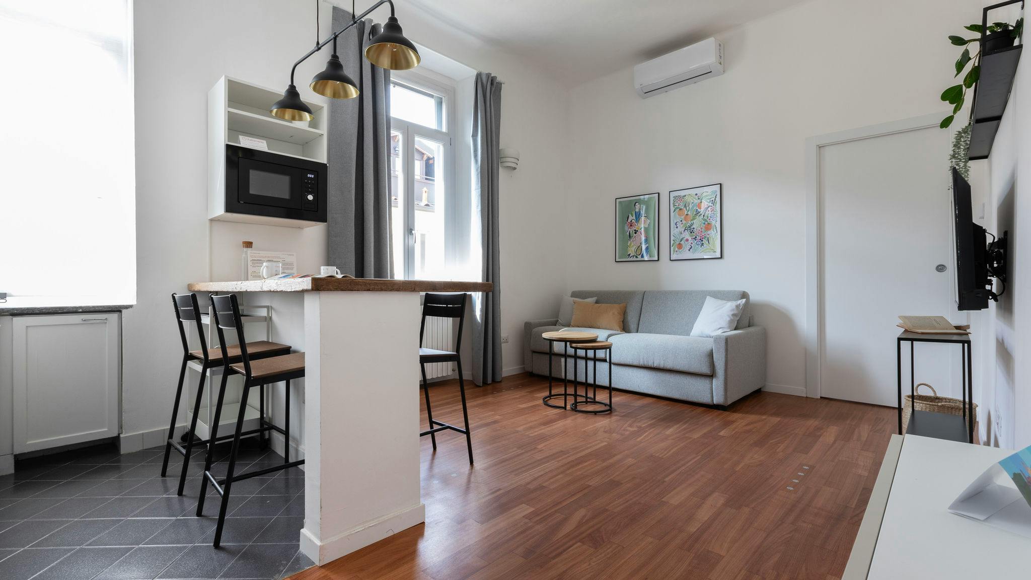 Apartment for rent for €1 per month in Milan, Viale Umbria