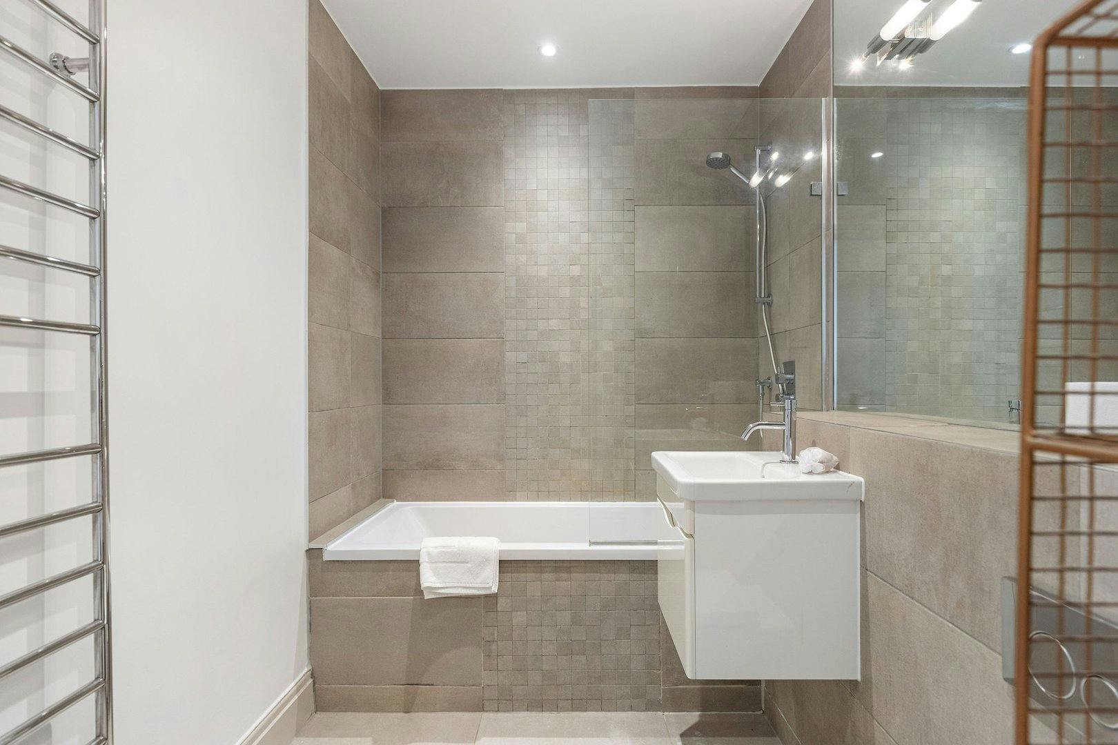 Apartment London, 1 bed — photo 11