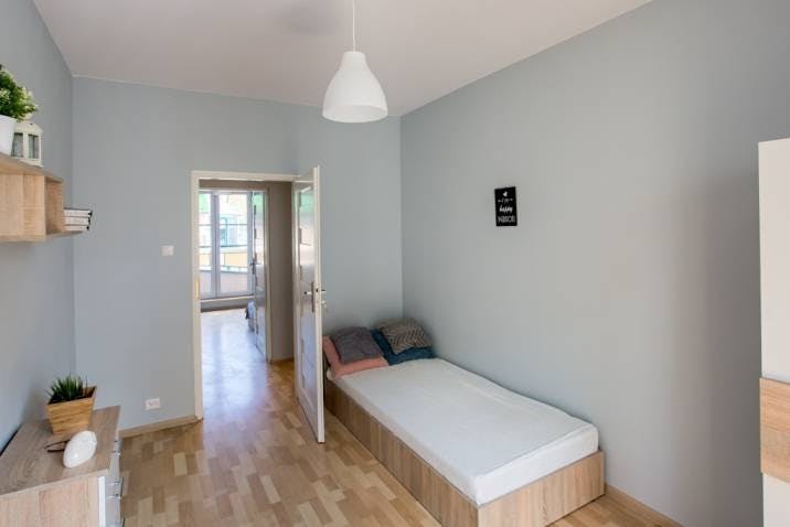 Powstańców Śląskich, Warsaw preview