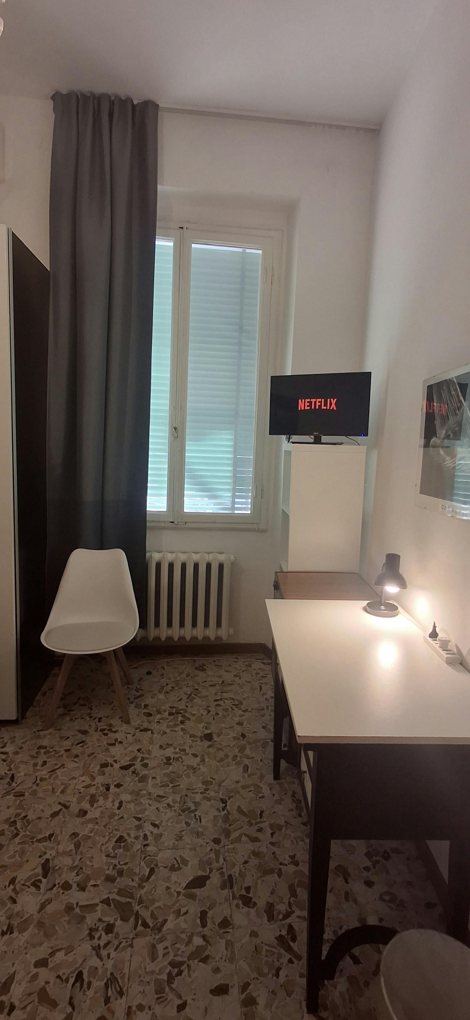 Private room for rent for €850 per month in Florence, Via di Santa Lucia