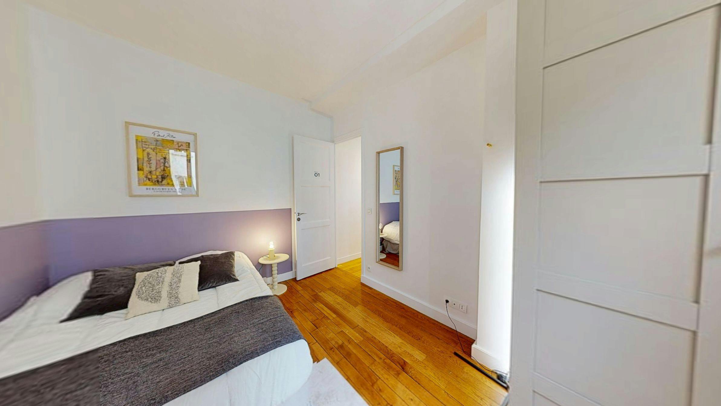 Private room for rent on Avenue Montaigne, Paris - Vue 5