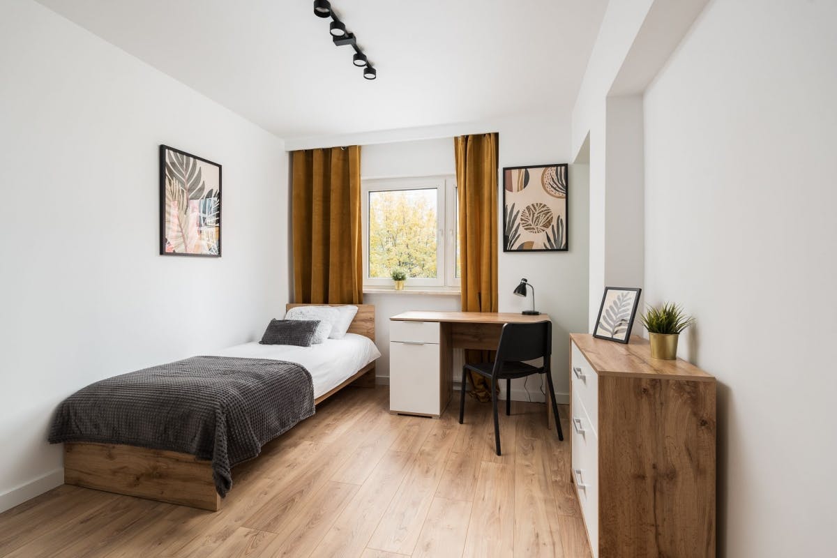 Chmielna, Warsaw preview