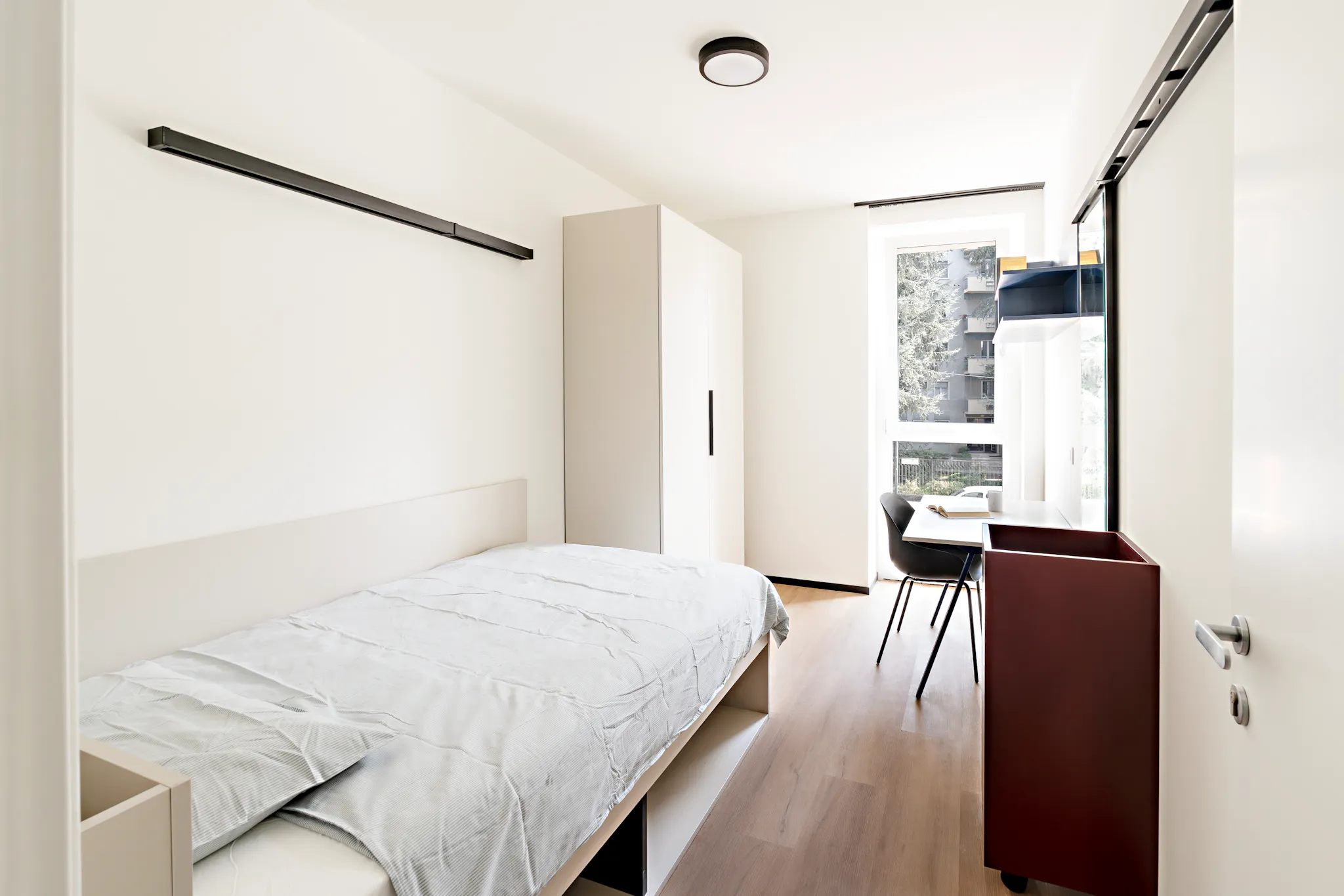 Via Leonardo Bistolfi, Milan preview