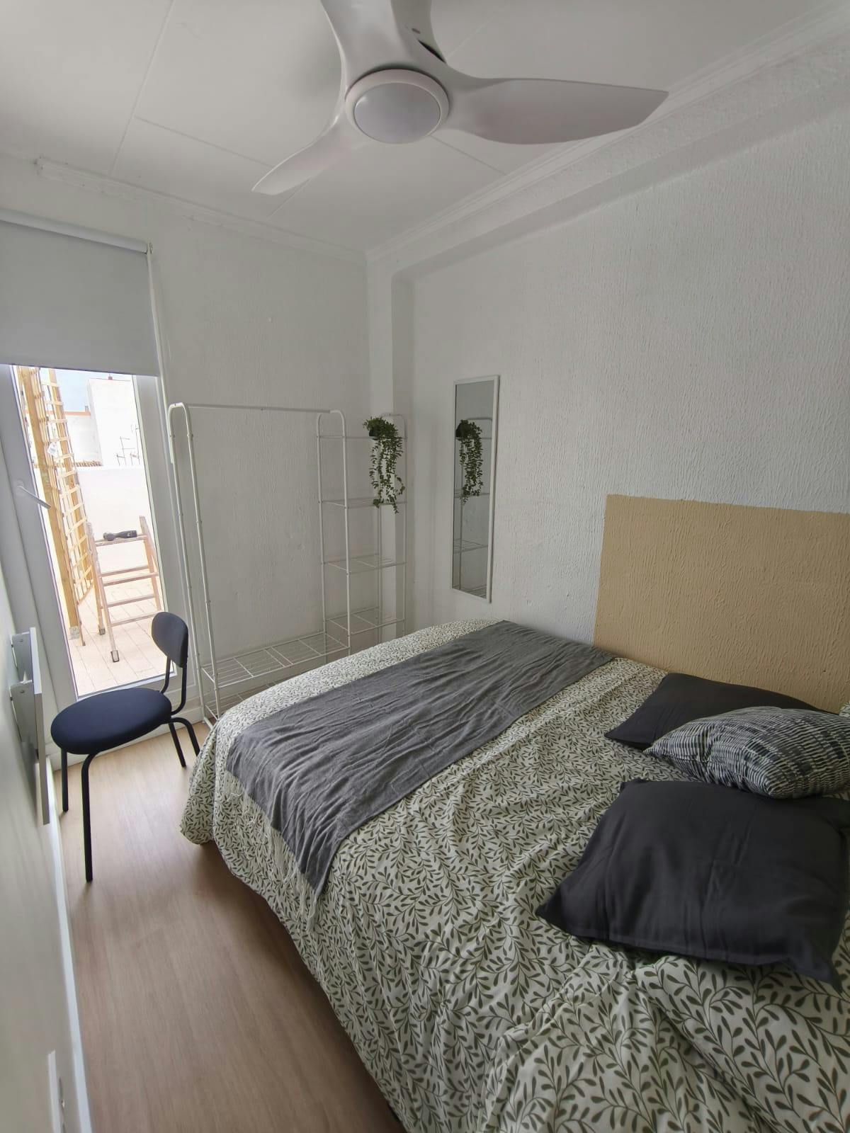 Single room Paiporta, 1 bed, 7m² — photo 4