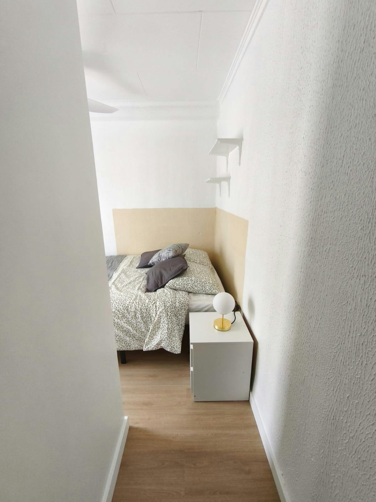 Single room Paiporta, 1 bed, 7m² — photo 7
