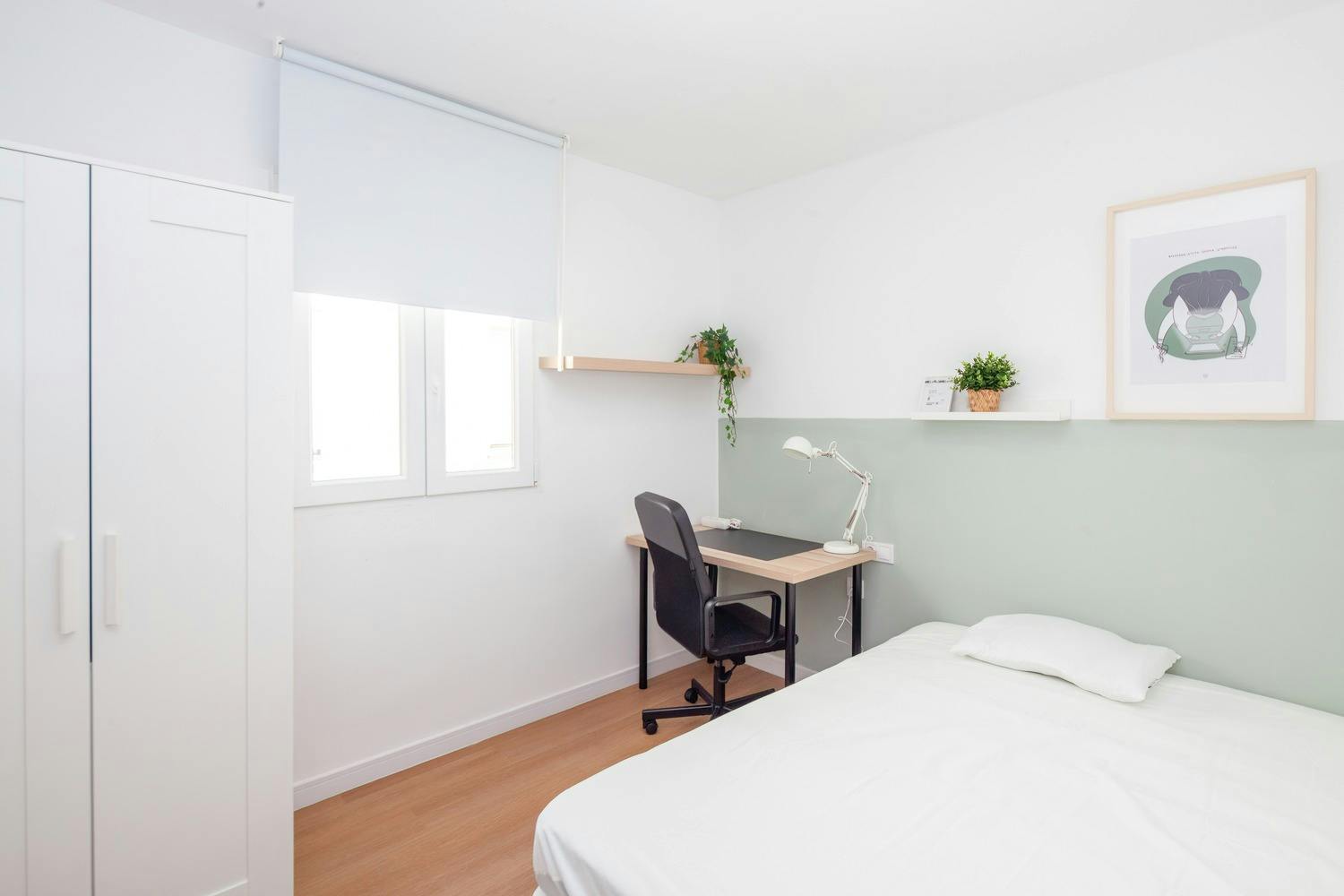 Carrer de l'Orient, Valencia preview