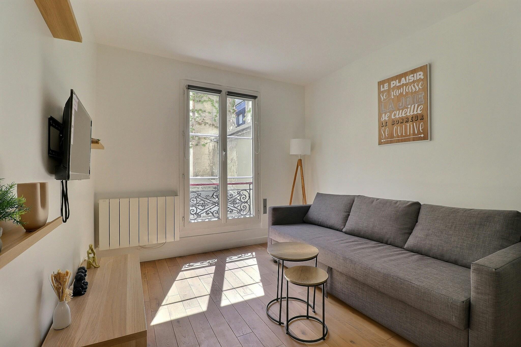 Rue Eugène Varlin, Paris preview