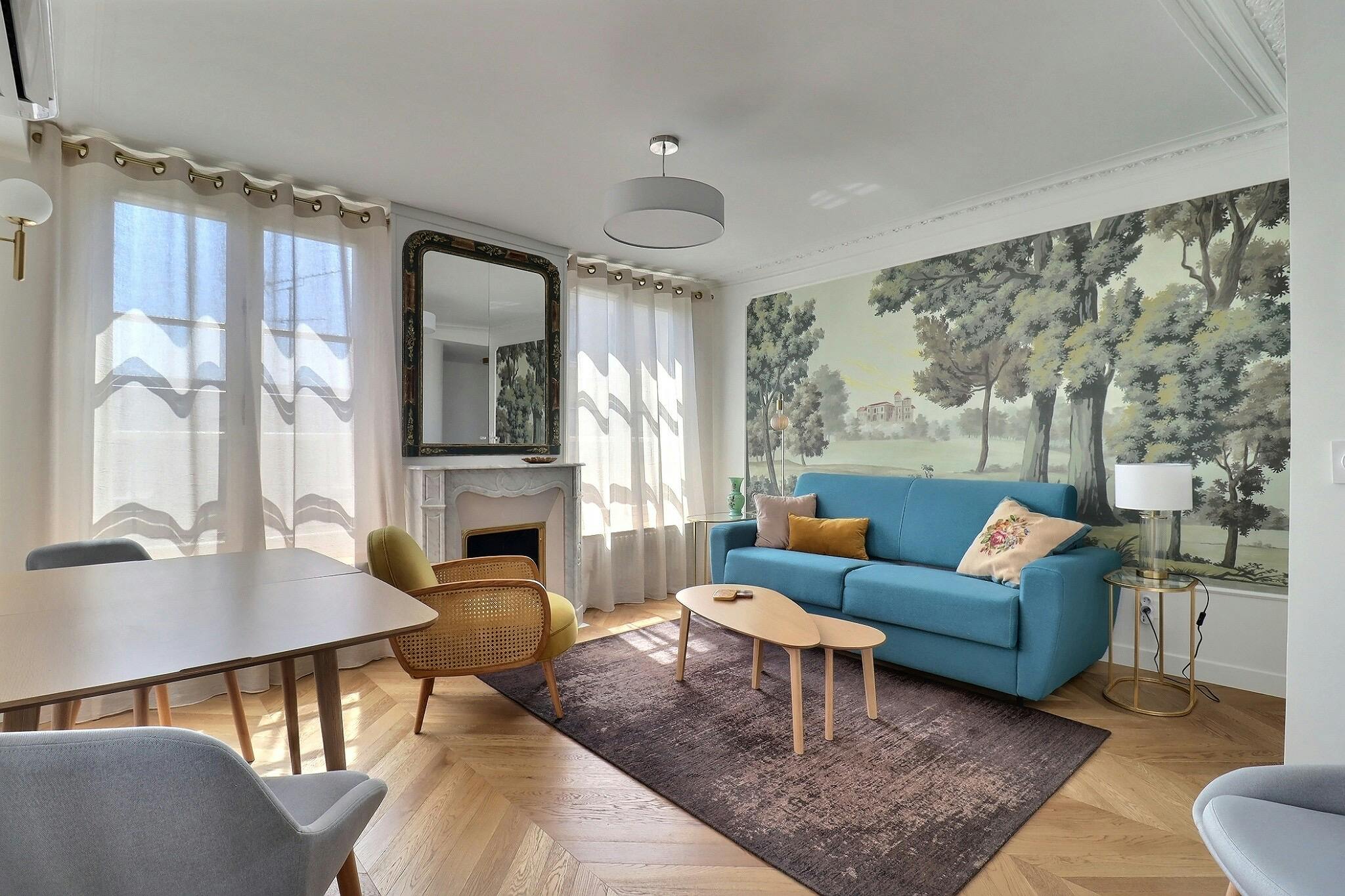 Apartment for rent for €4,142 per month in Paris, Rue de Richelieu