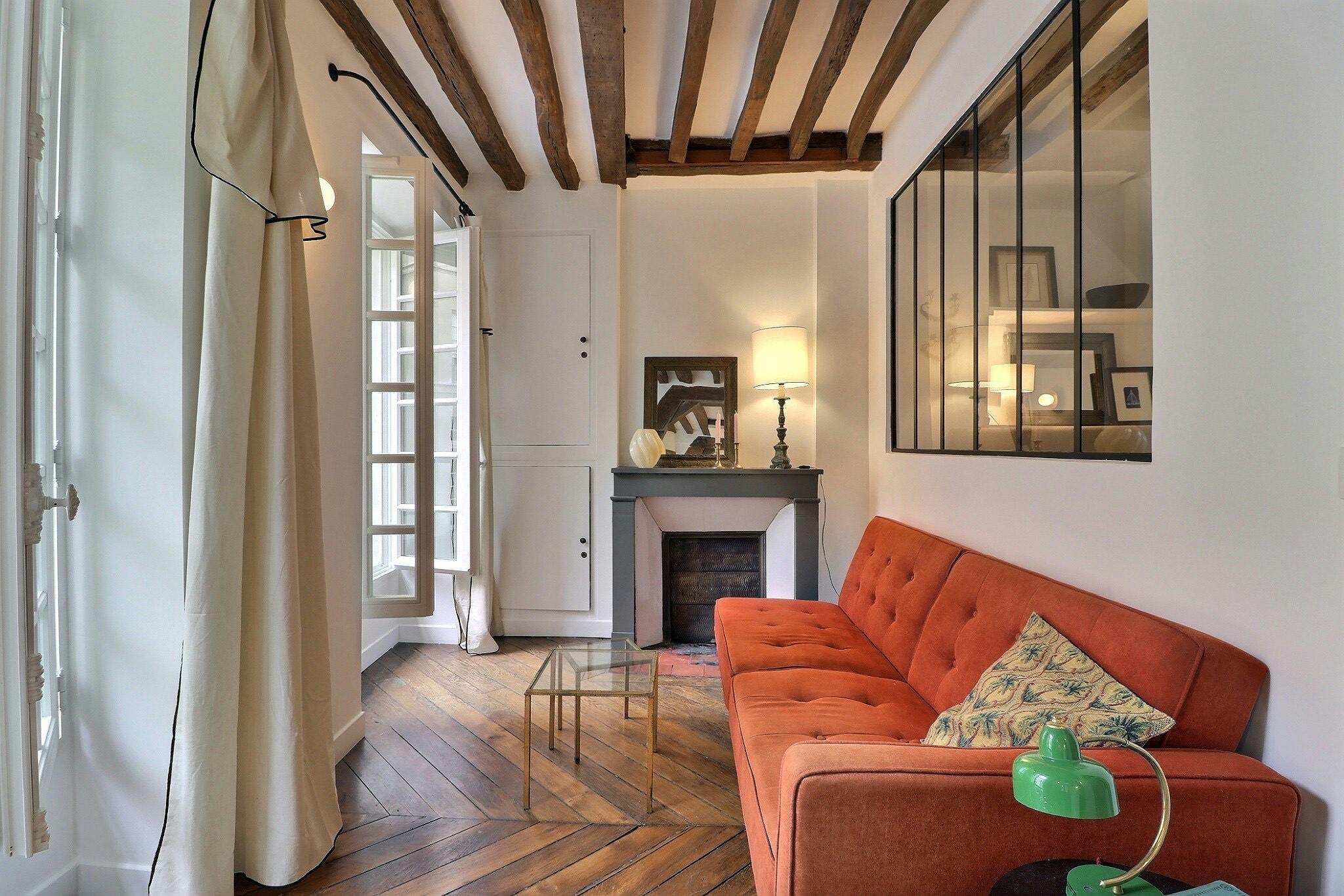 1-Bedroom Apartment in Rue des Francs Bourgeois, Paris (1661731) ROOM