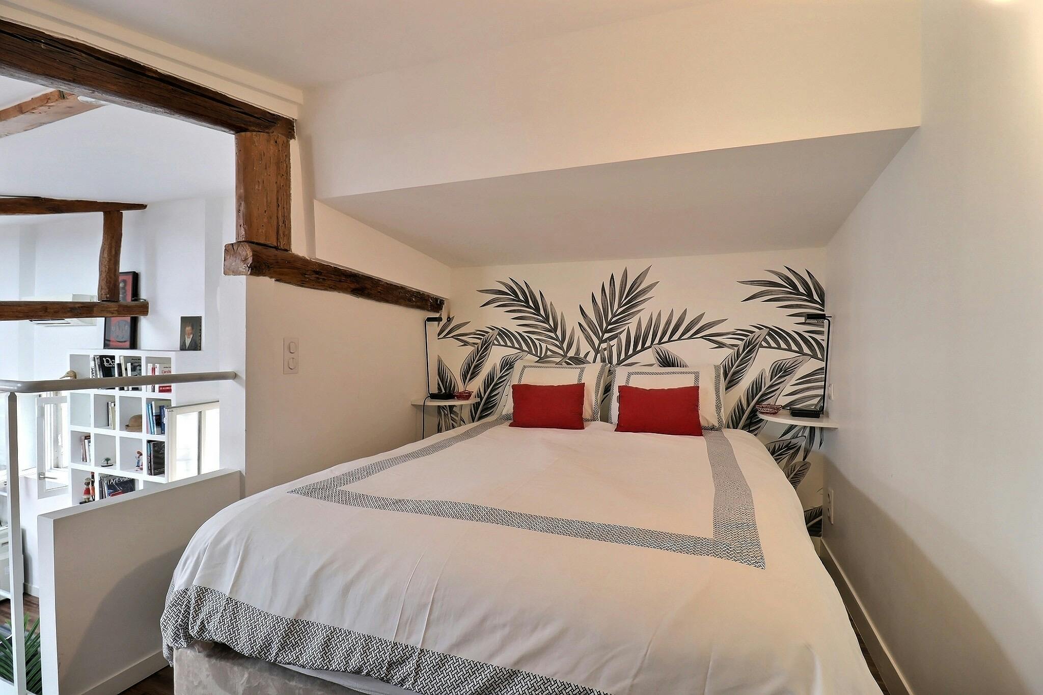 1-Bedroom Apartment in Rue de l'Agent Bailly, Paris (1661734) room image 10