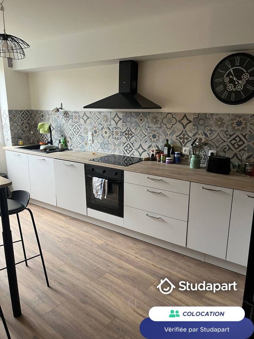 Private room for rent for €500 per month in Bourg-en-Bresse, Avenue Jean Jaurès