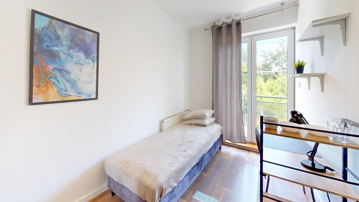 Private room for rent for PLN 1,800 per month in Warsaw, Powstańców Śląskich