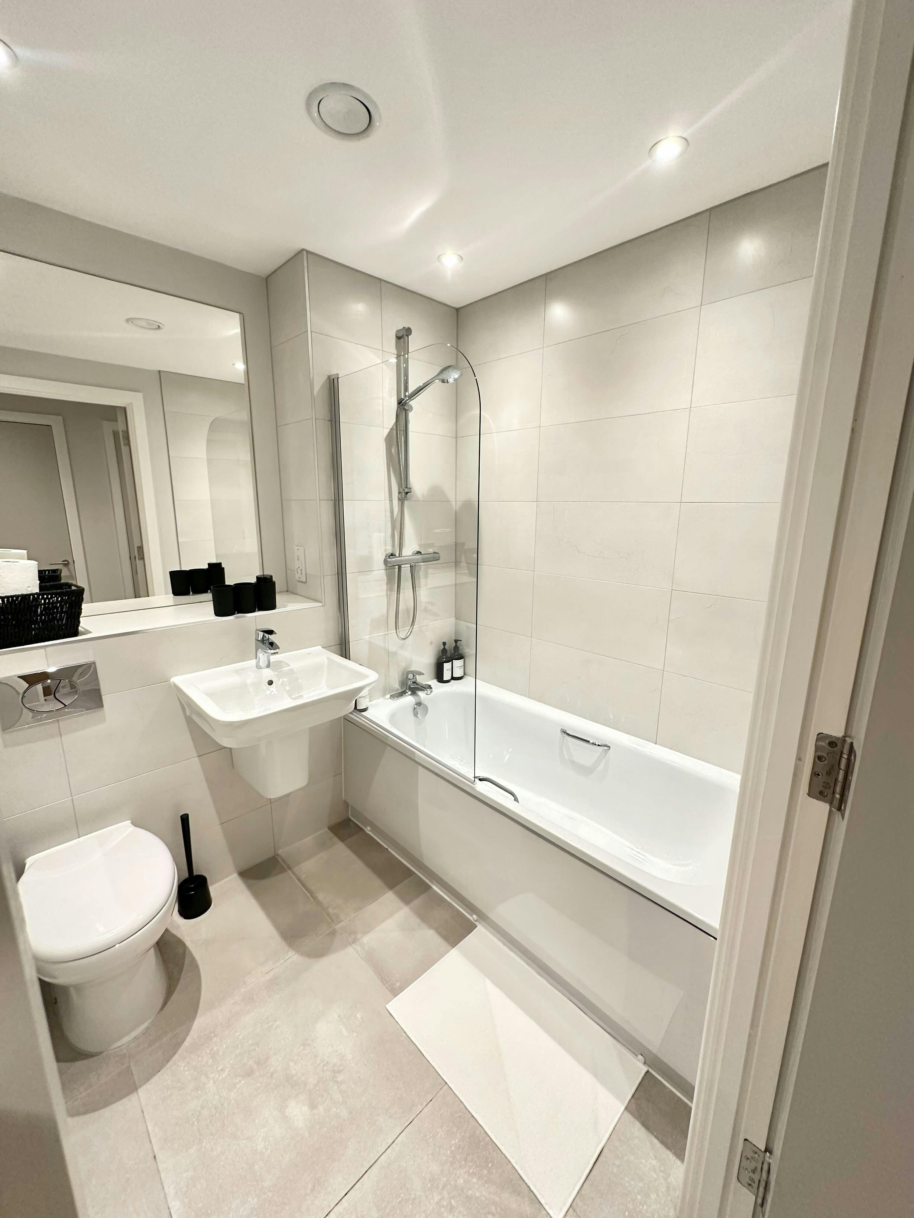 Apartment Salford, 2 beds — photo 9