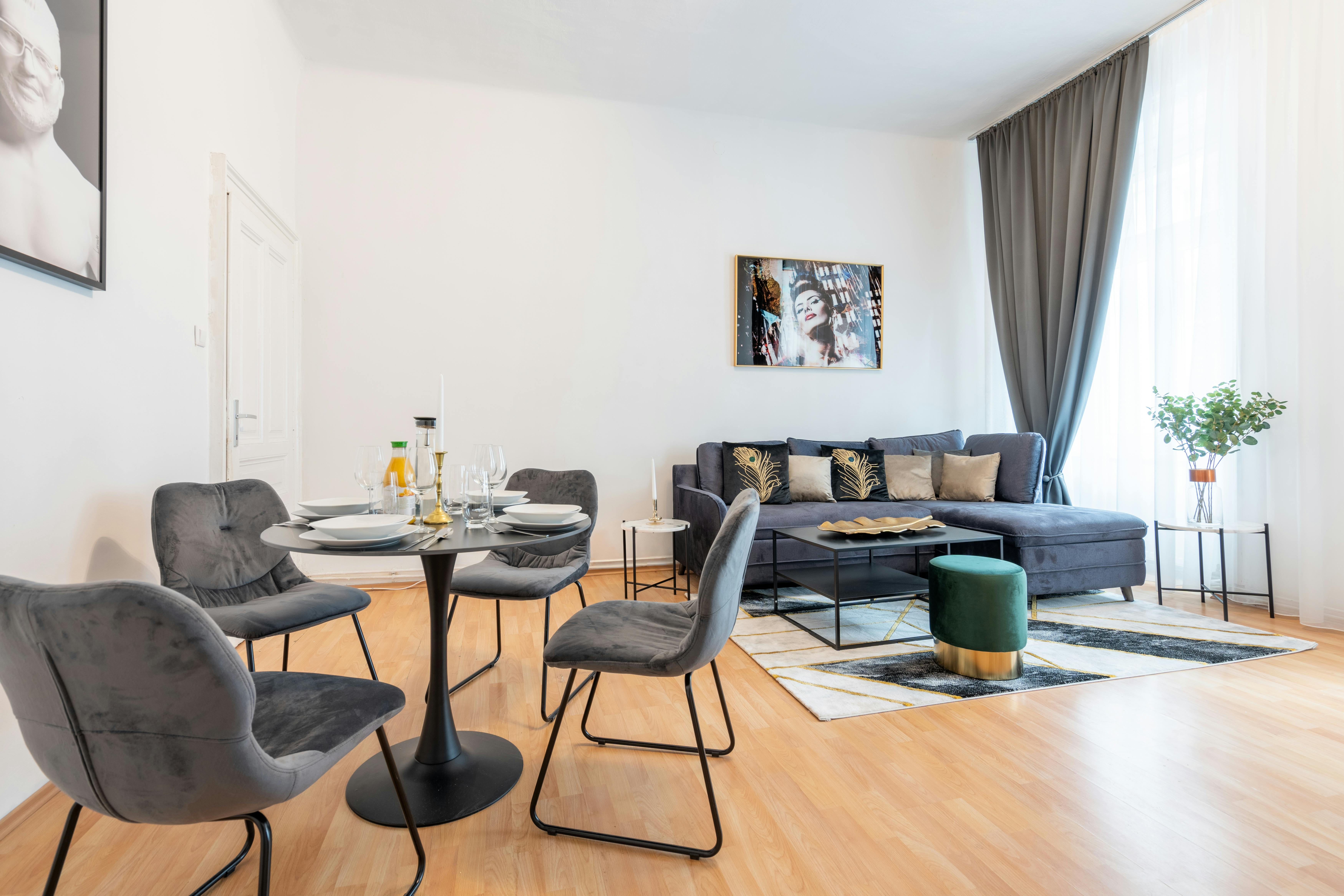 Darwingasse, Vienna preview