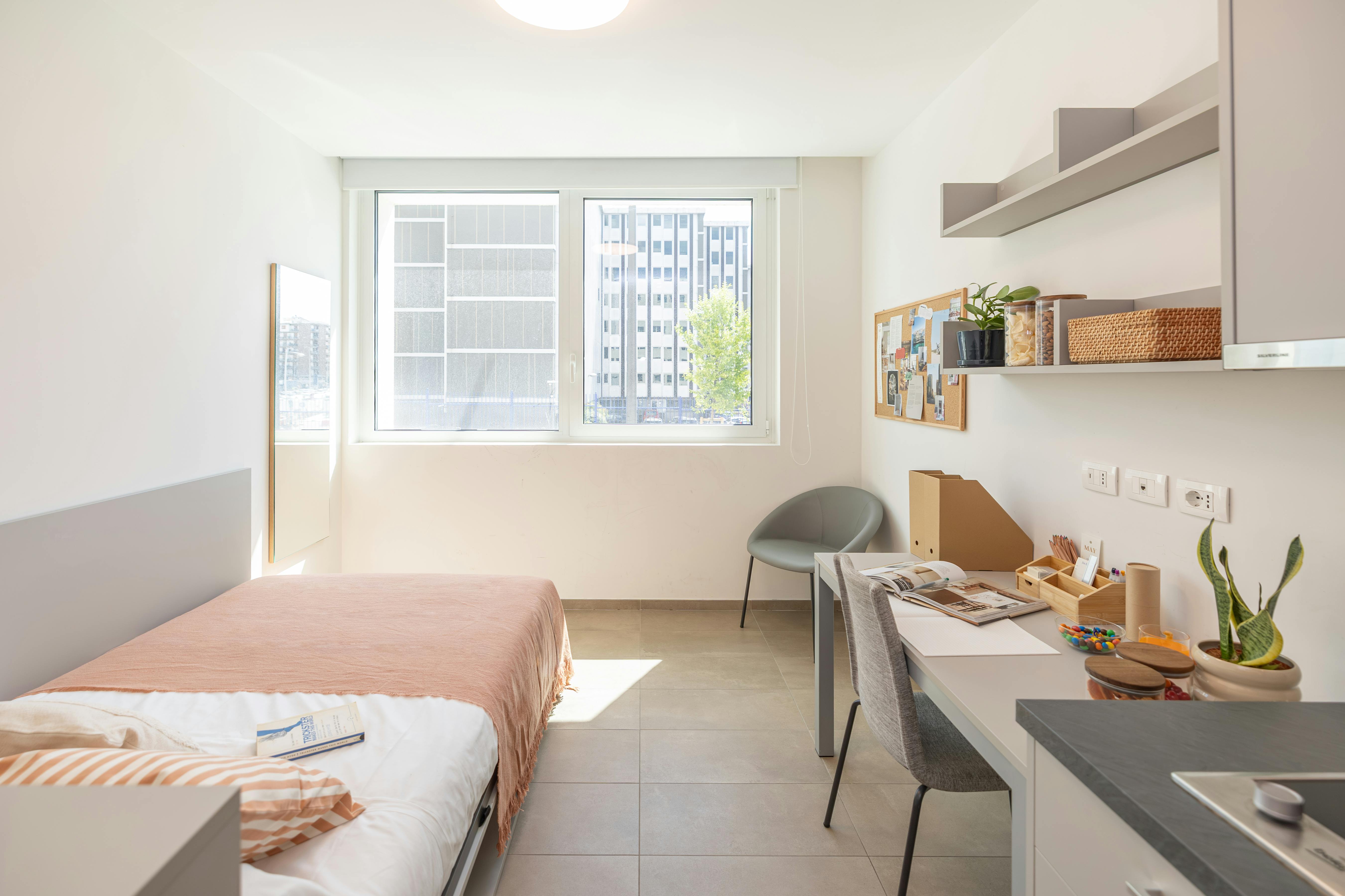 单间公寓 正在以 €1,109 的月租出租，其位于 Florence, Viale della Toscana 