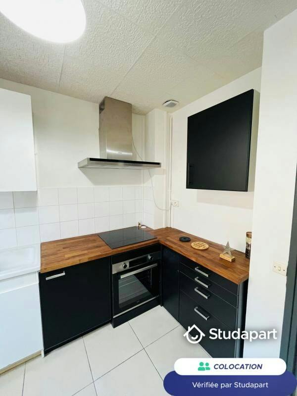 Private room for rent on Rue d'Austerlitz, Lyon - Vue 3