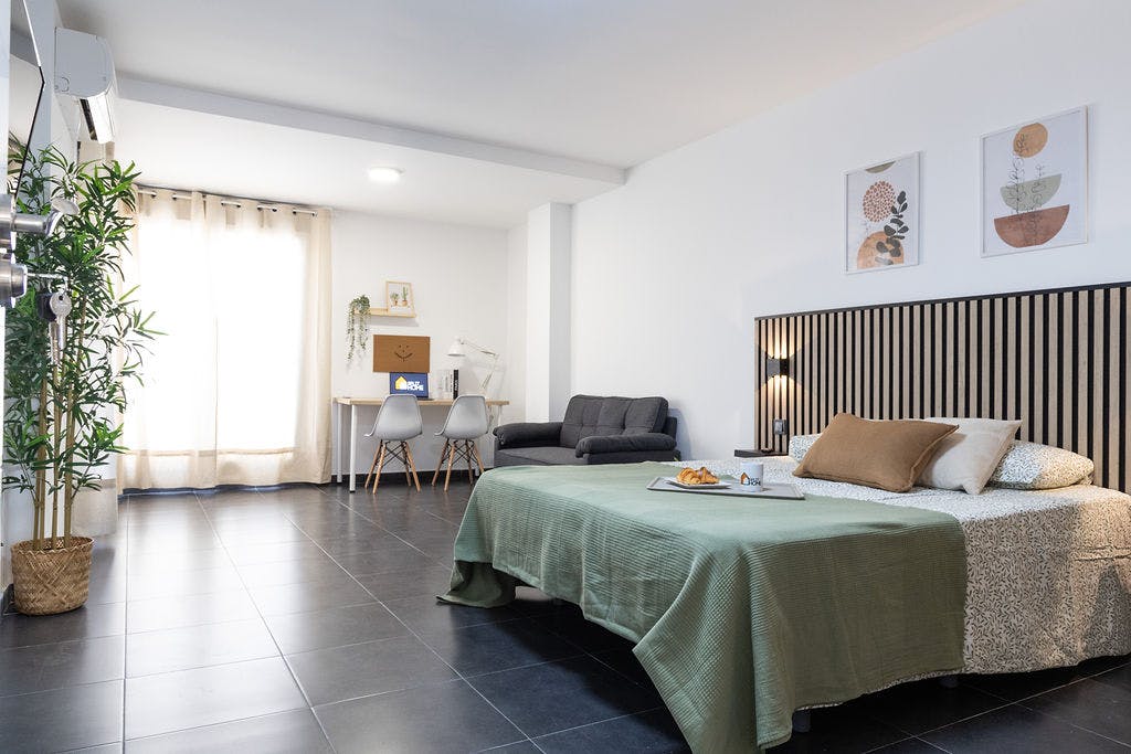 Private room for rent for €535 per month in Toledo, Avenida Castilla- La Mancha