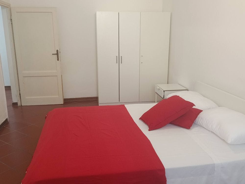 Single room Florence, 1 bed — photo 4