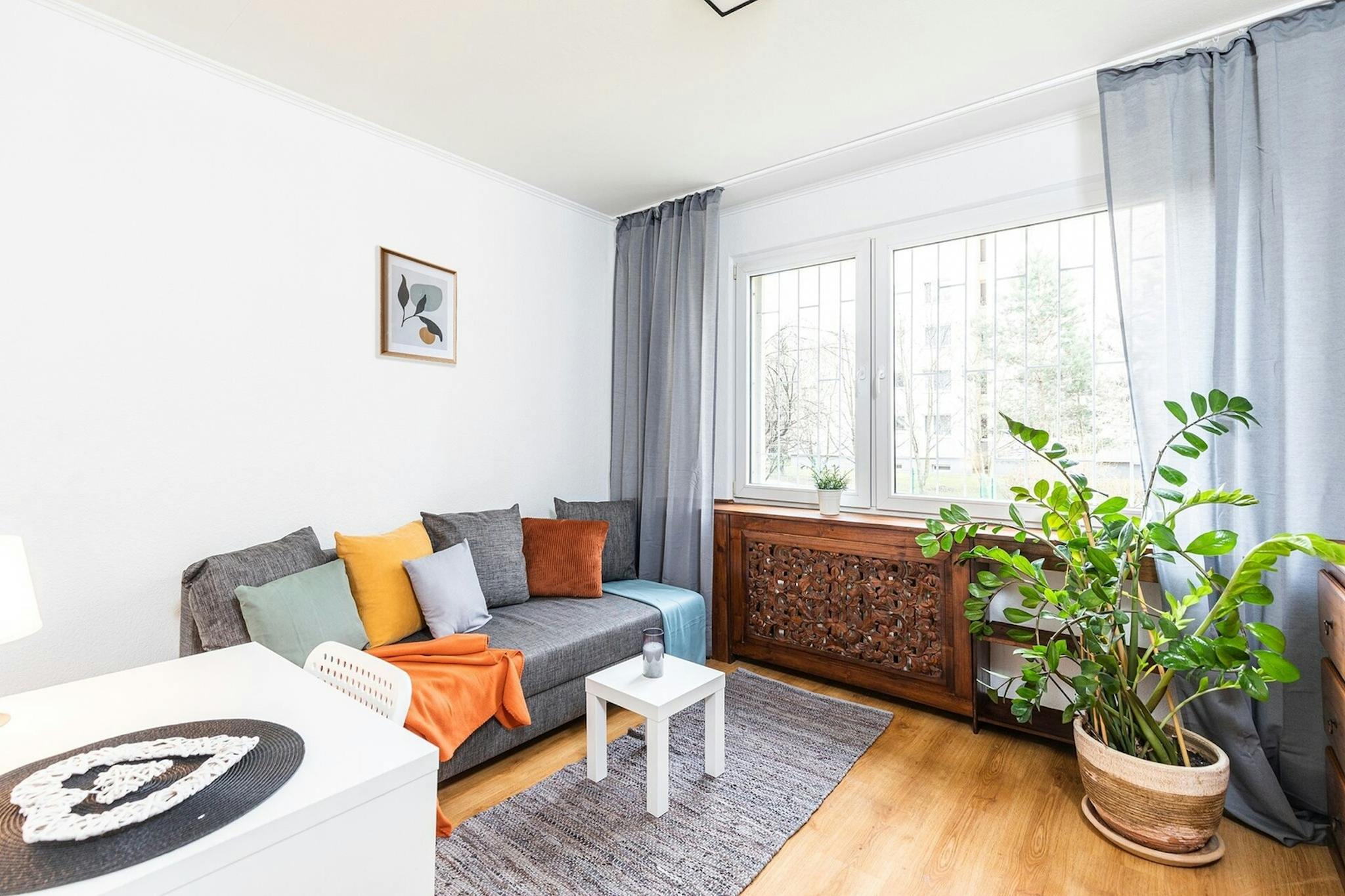 Pirenejska, Warsaw preview