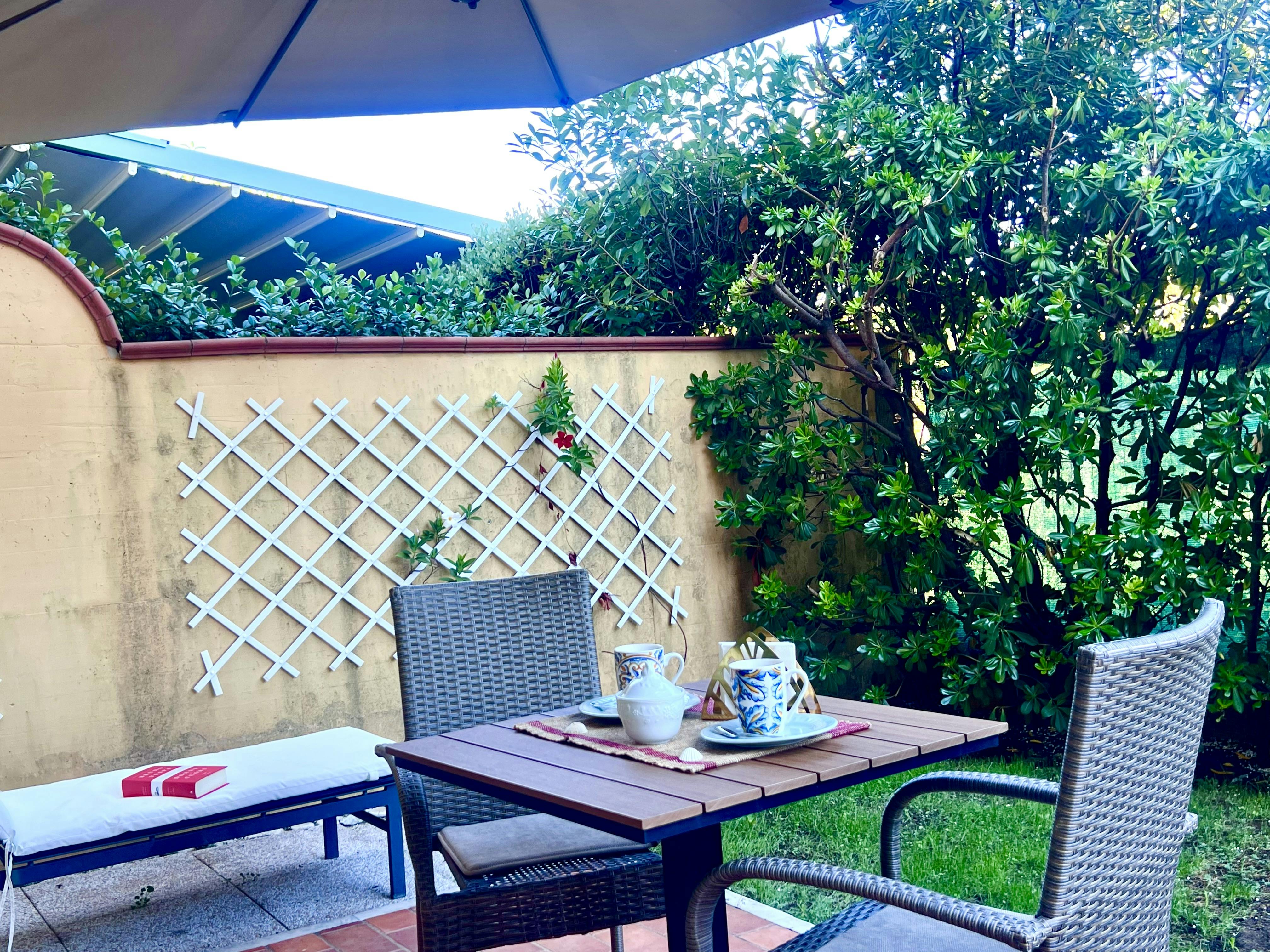 Appartement te huur voor € 850 per maand in Carrara, Via Bassagrande