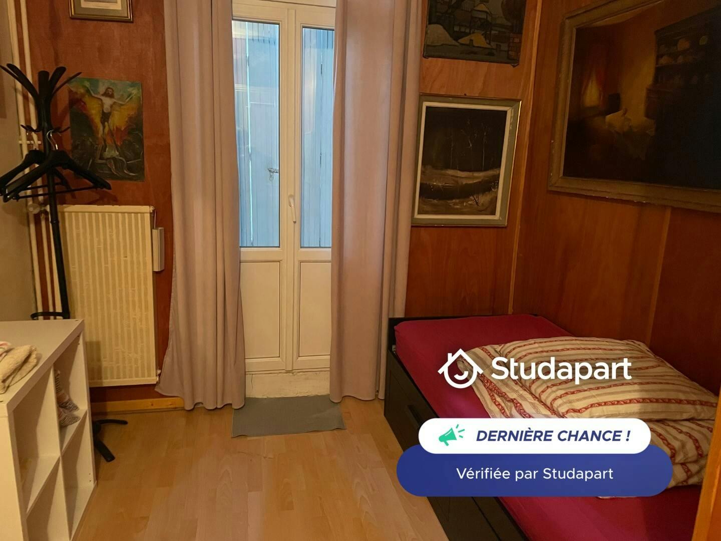 Private room for rent on Rue de Pessac, Bordeaux - Vue 3