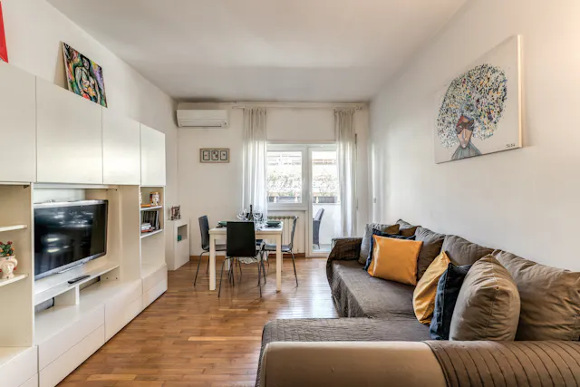 1-Bedroom Building in Via della Moletta, Rome (1662543) room image 1