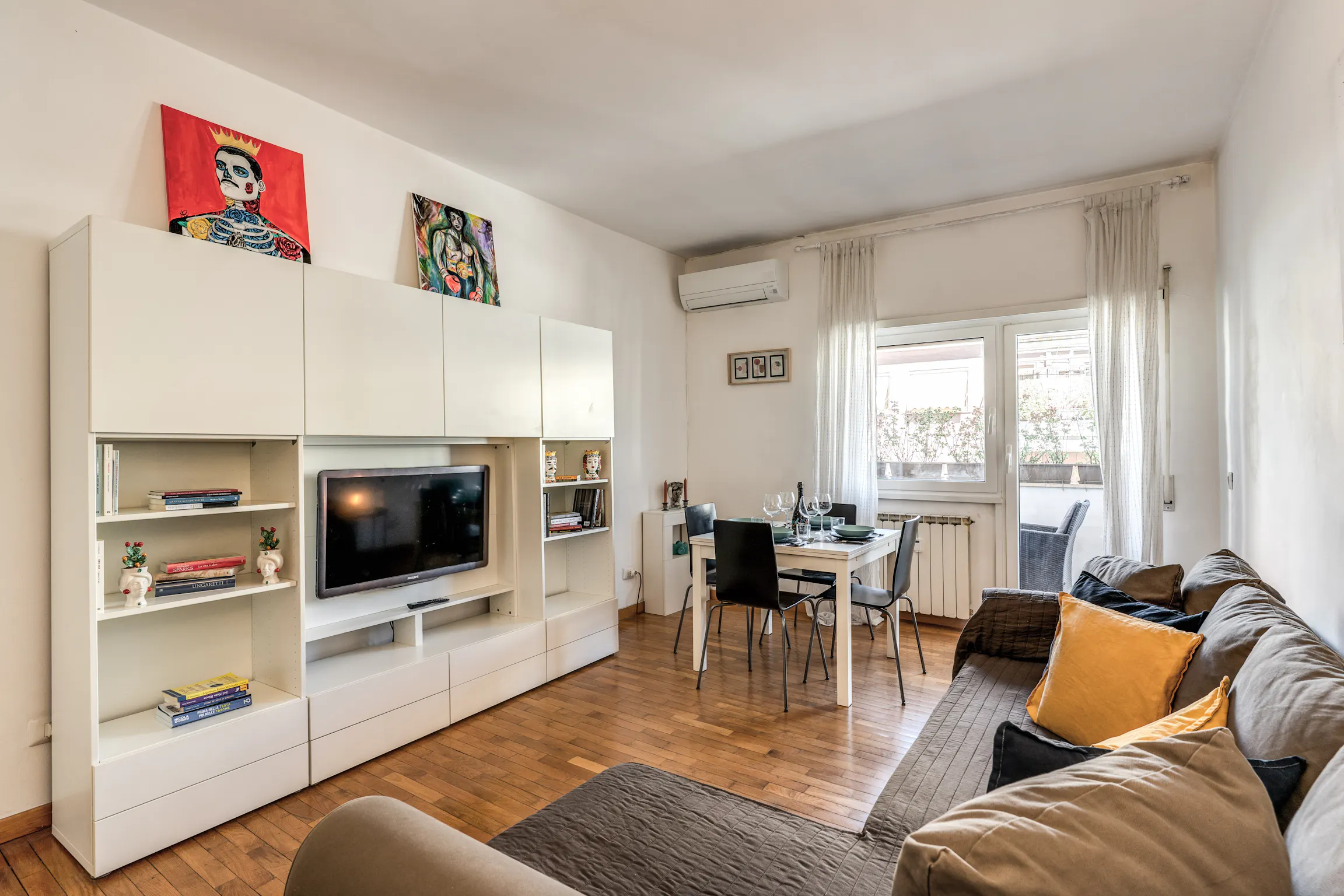 1-Bedroom Building in Via della Moletta, Rome (1662543) ROOM 2