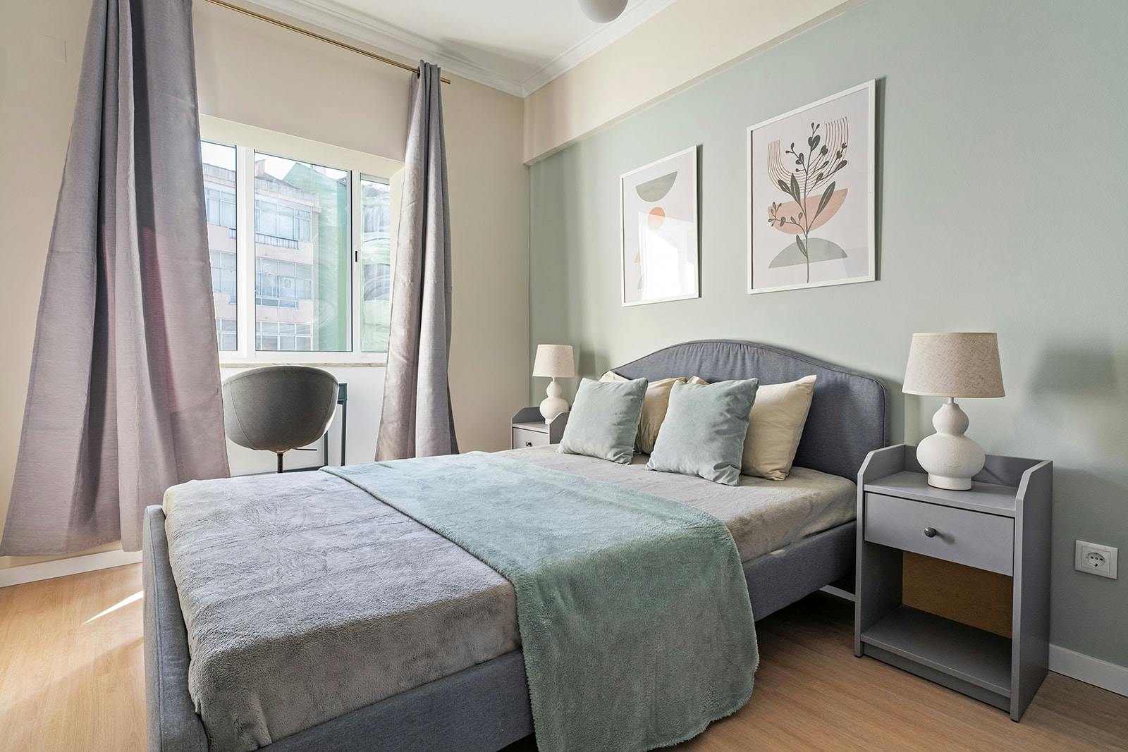 Private room for rent for €505 per month in Amadora, Rua António Aleixo