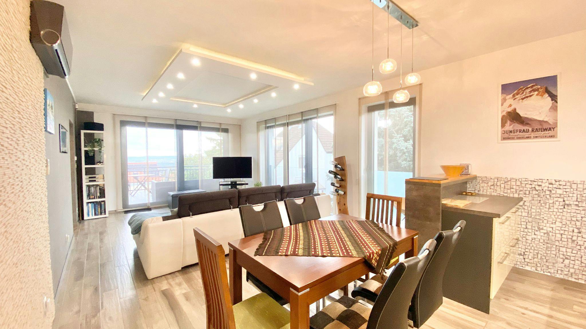 Appartement à louer pour 866 778 HUF/mois à Budapest, Körtvélyes utca