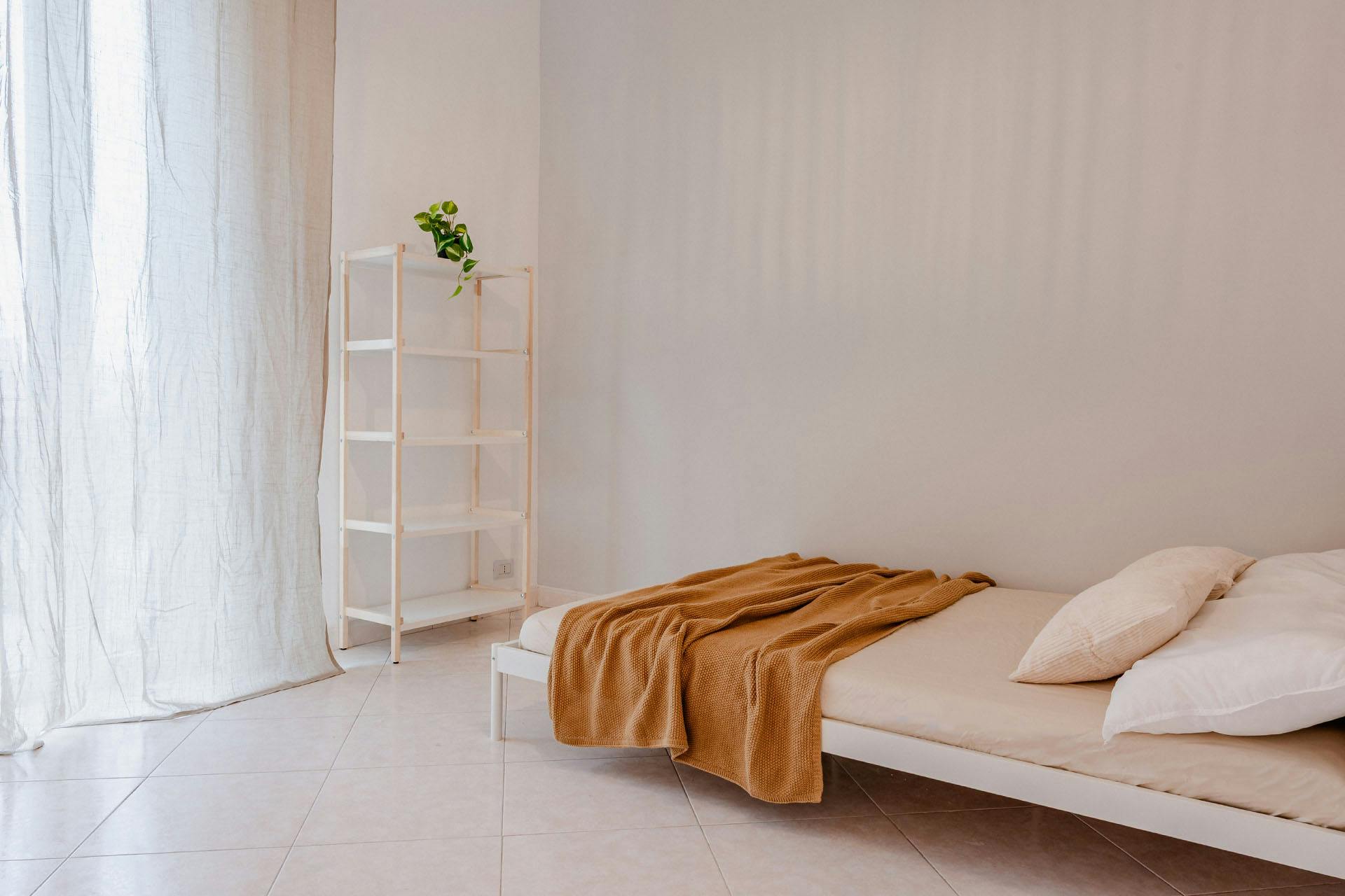 Via Assietta, Milan preview