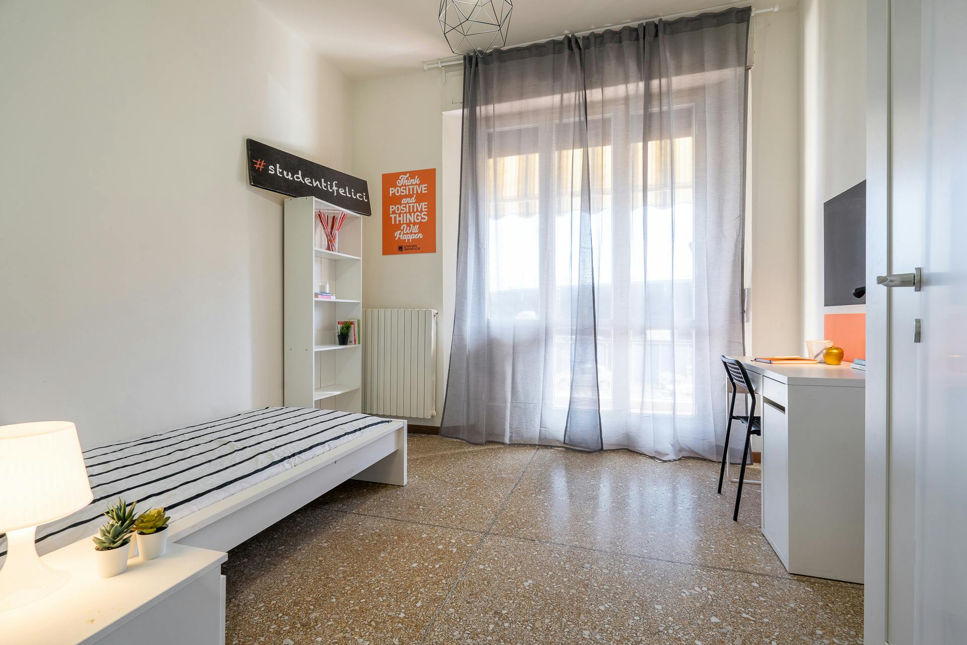 Private room for rent for €600 per month in Pisa, Via Pasquale Galluppi