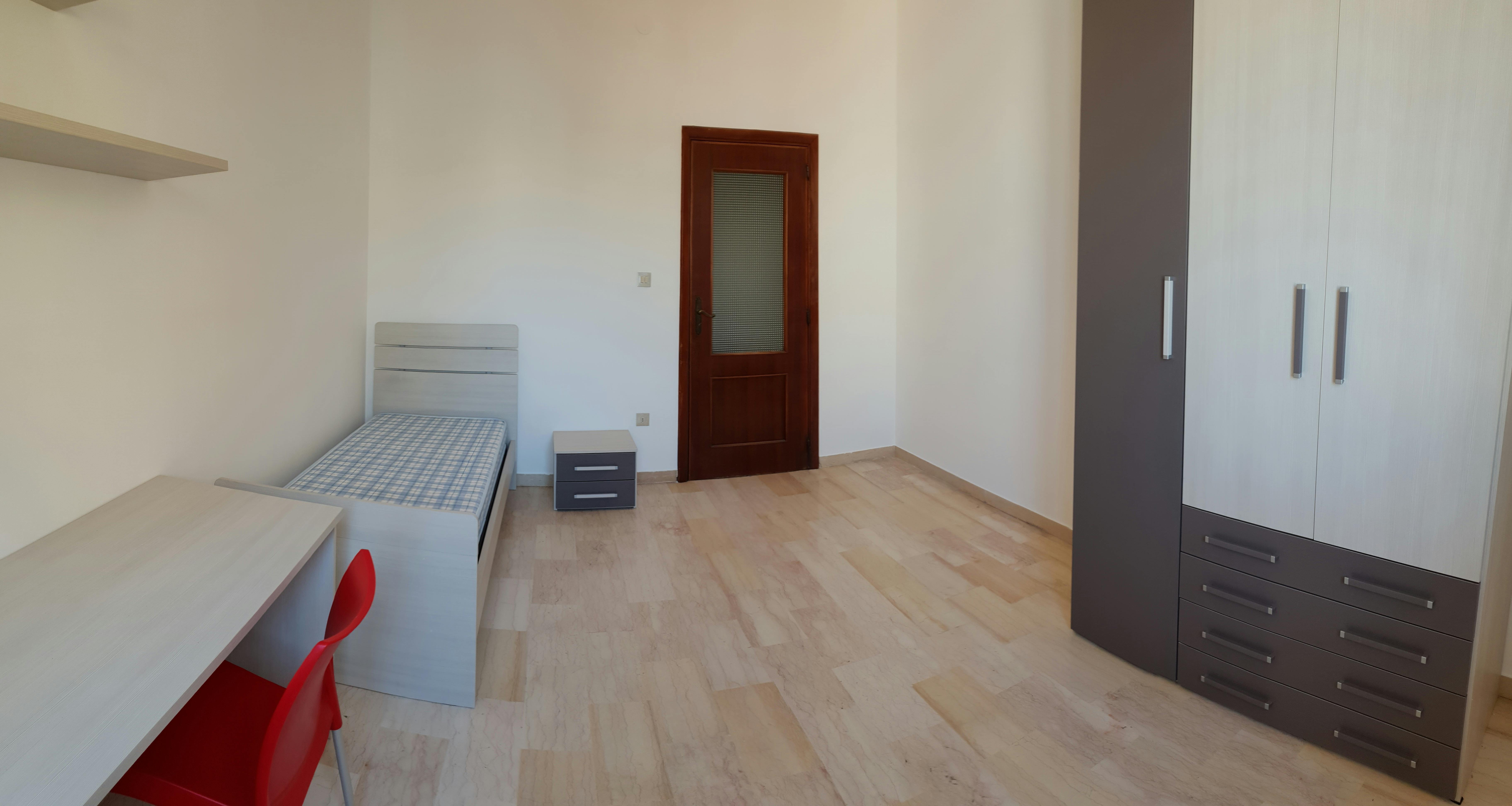 Приватна кімната за оренду для 210 EUR на місяць у Foggia, Via Pietro Scrocco