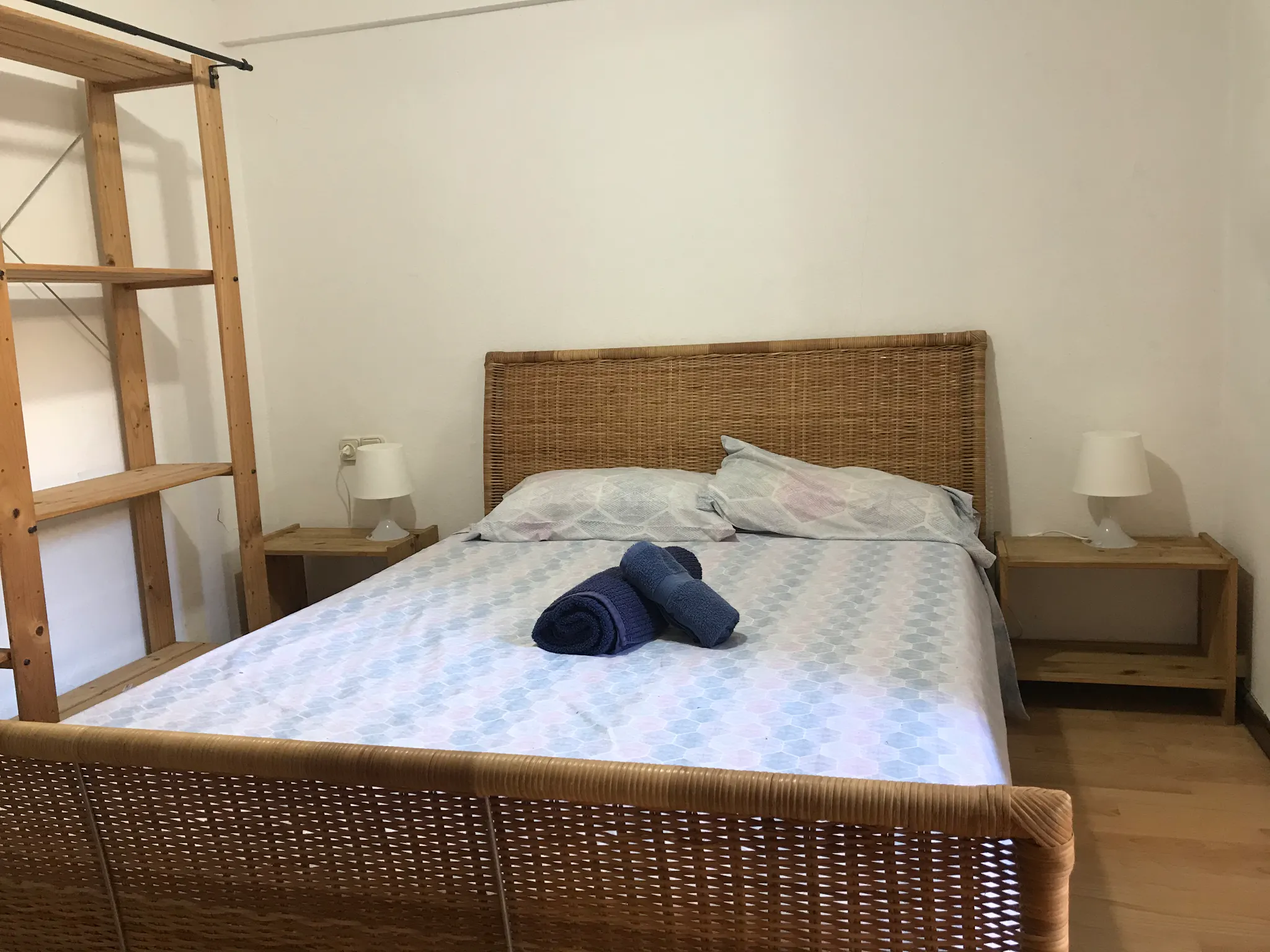 2-Bedroom Apartment in Carrer del Comte d'Urgell, Barcelona (1662831) ROOM 4