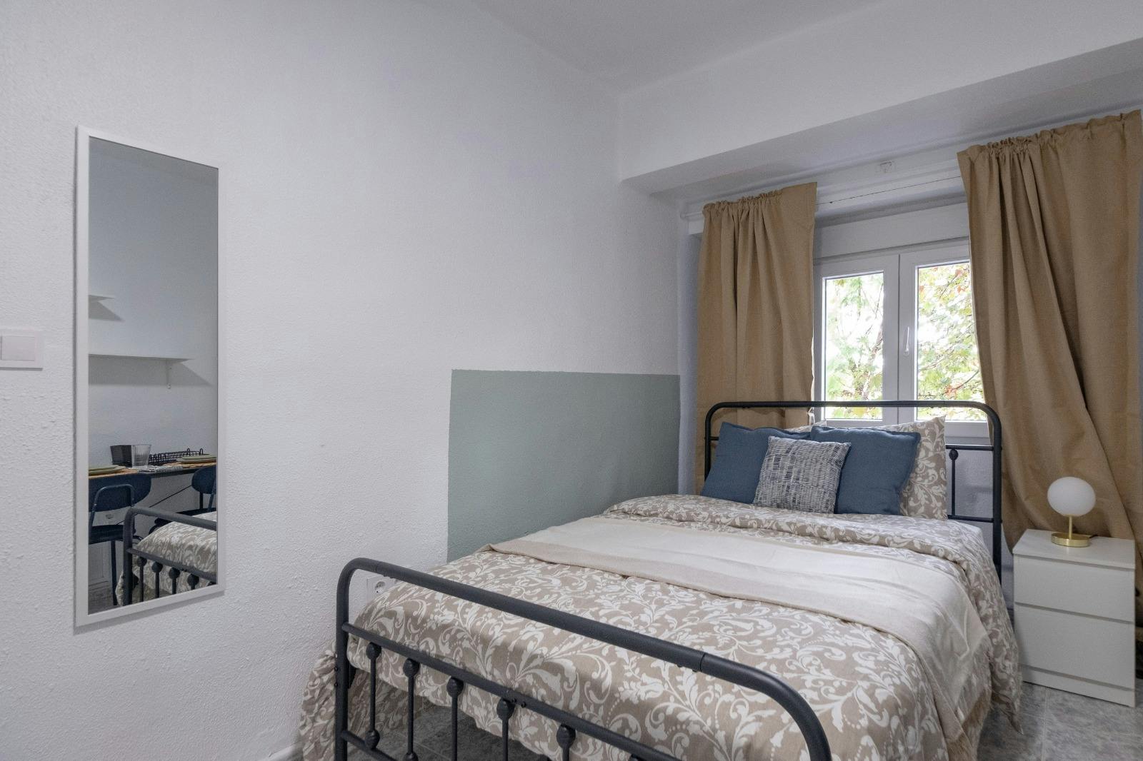 Отдельная комната сдается в аренду за 500 € в месяц в Alaquàs, Carrer M Francesc Forment Marti