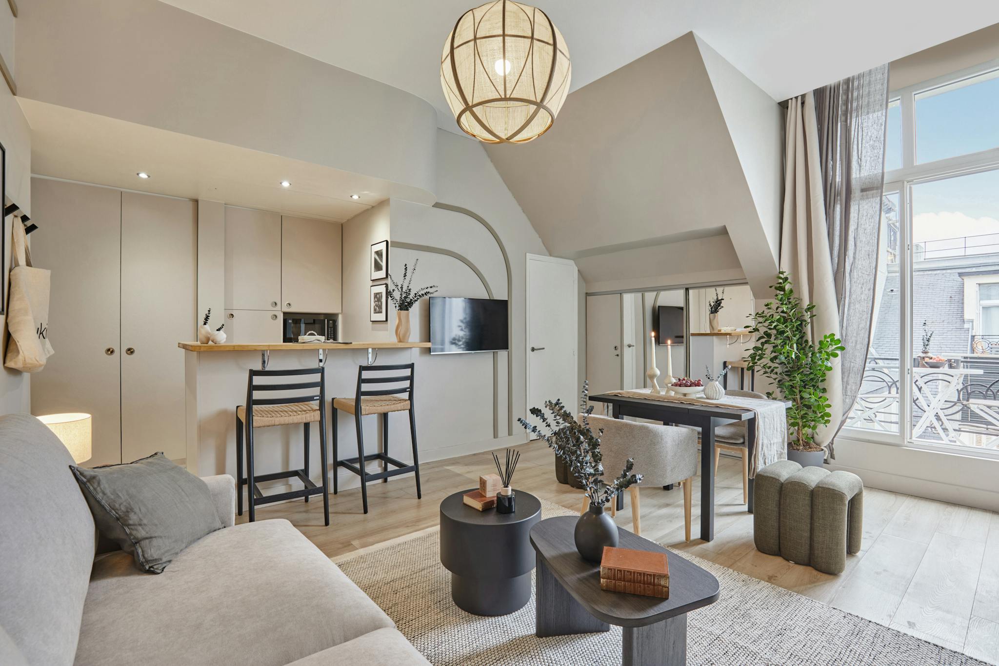 Avenue des Champs-Élysées, Paris preview