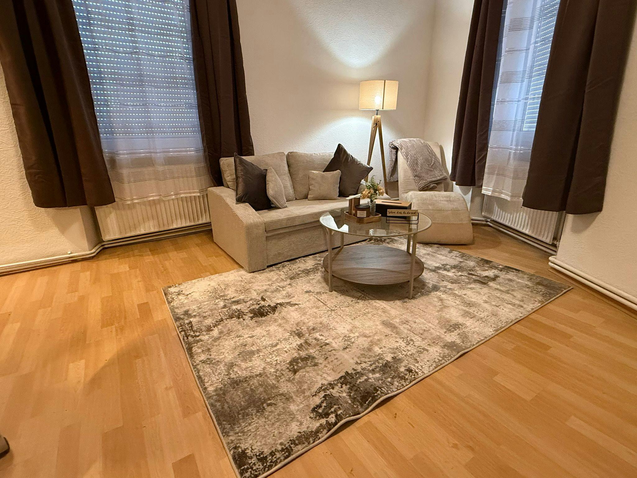 Apartment for rent for €1,700 per month in Mainz, Römerstraße