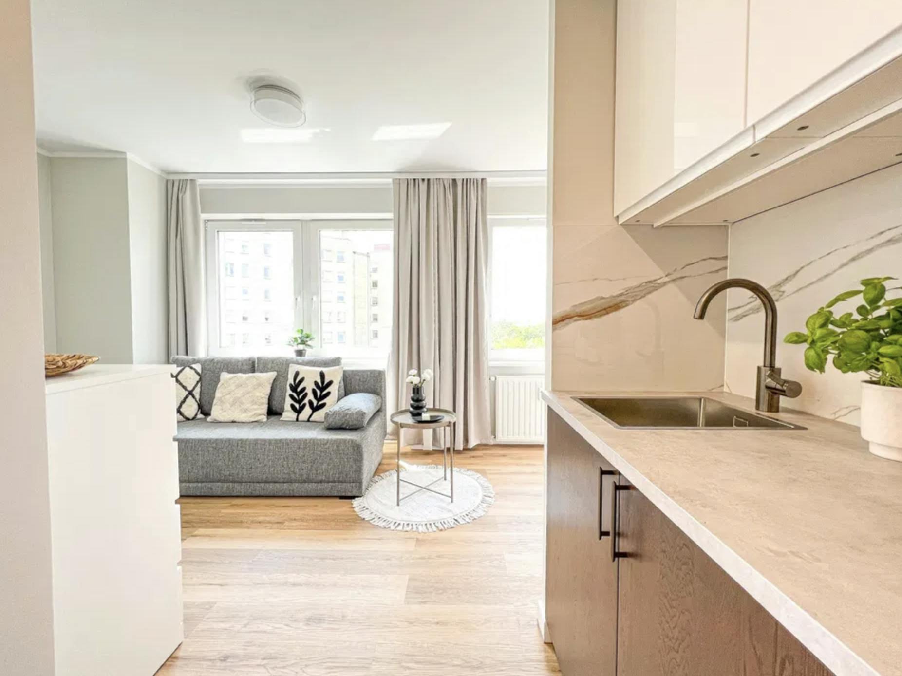 Studio te huur voor € 1.258 per maand in Warsaw, Ludwika Narbutta