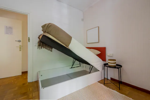 Private room in Calle de la Arquitectura, Madrid (1663109) room image 25