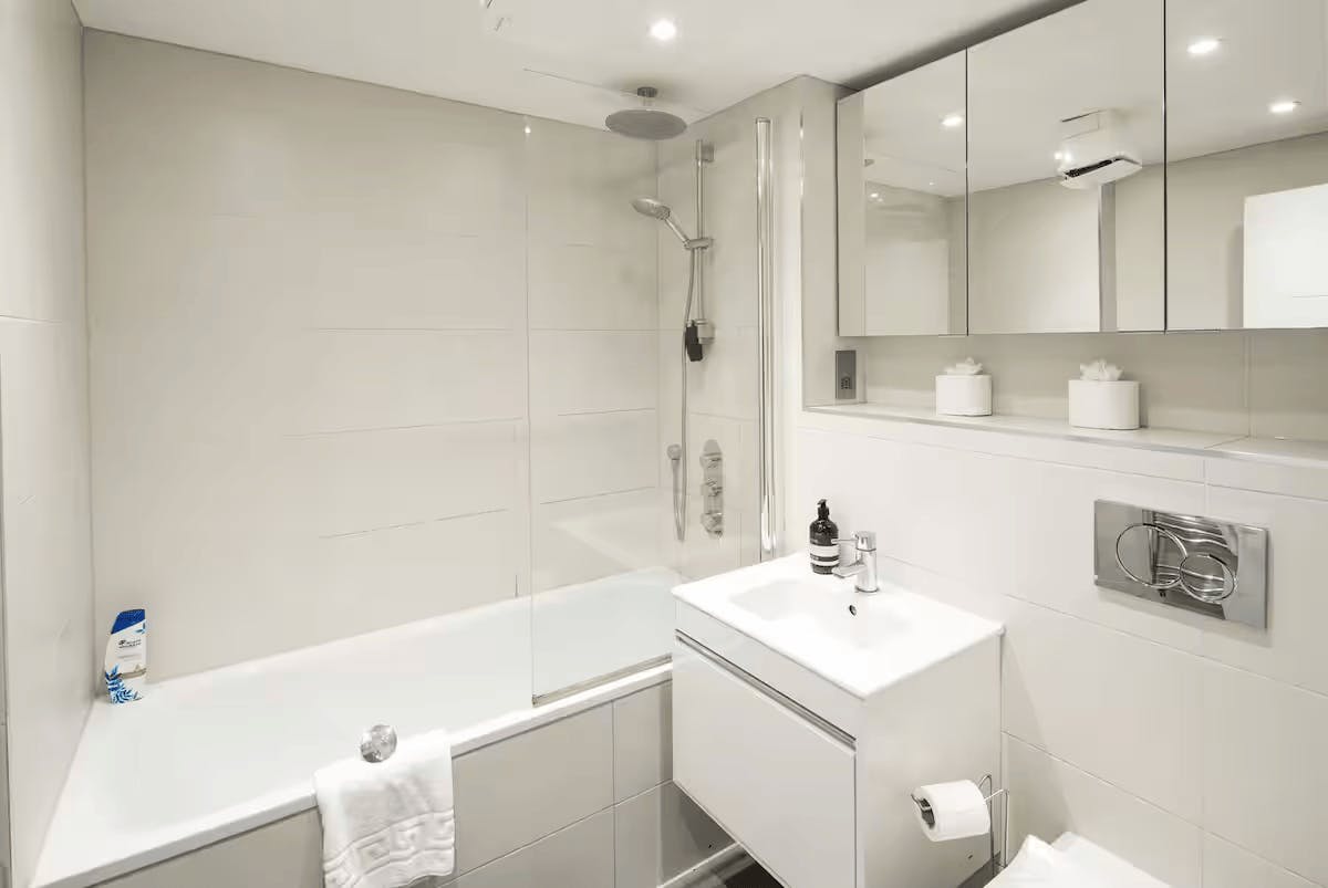 Apartment London, 2 beds — photo 1