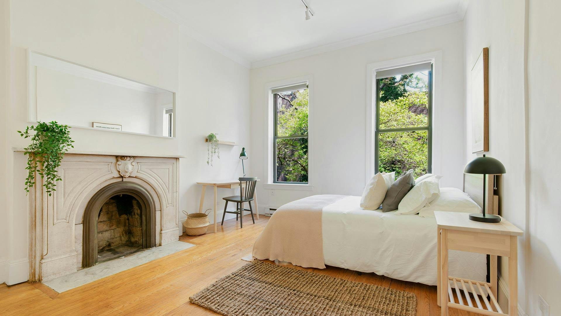 East 60th Street, New York City, NY preview