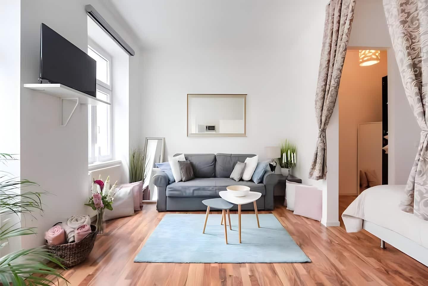 preview gallery tile