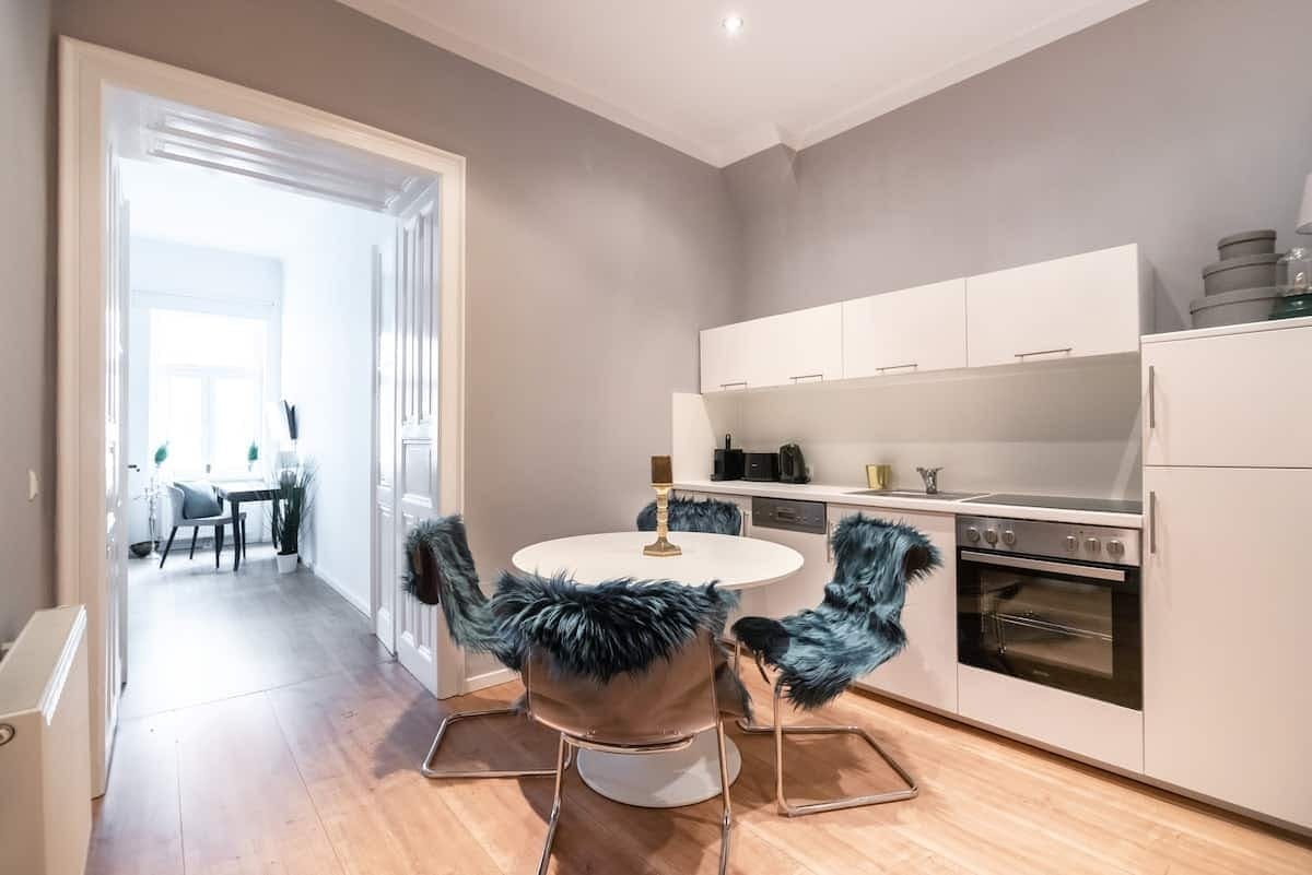 Mosergasse, Vienna preview