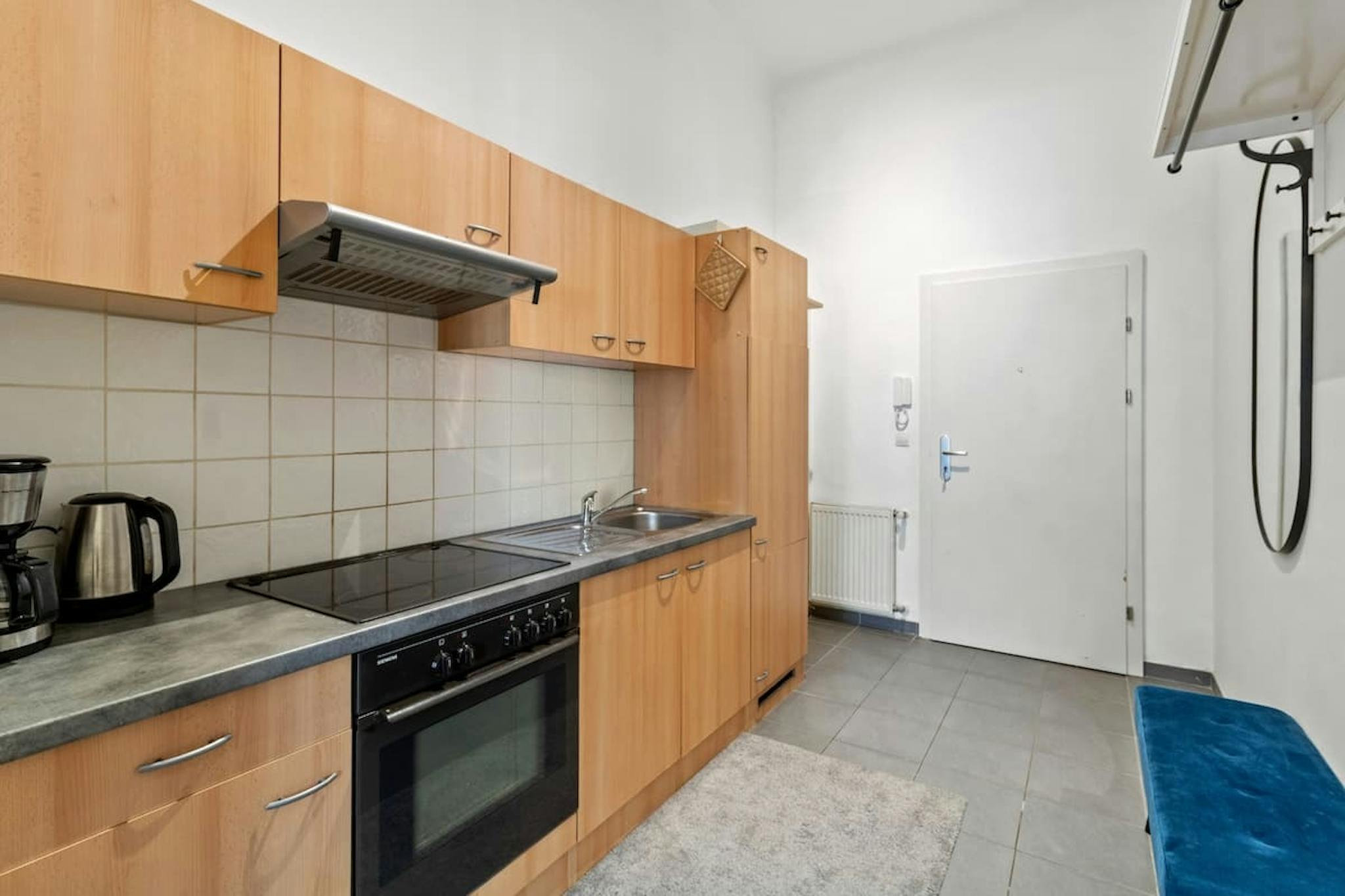 Schneidergasse, Vienna preview