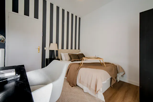 Private room in Calle de Rodríguez Marín, Madrid (1663244) room image 2