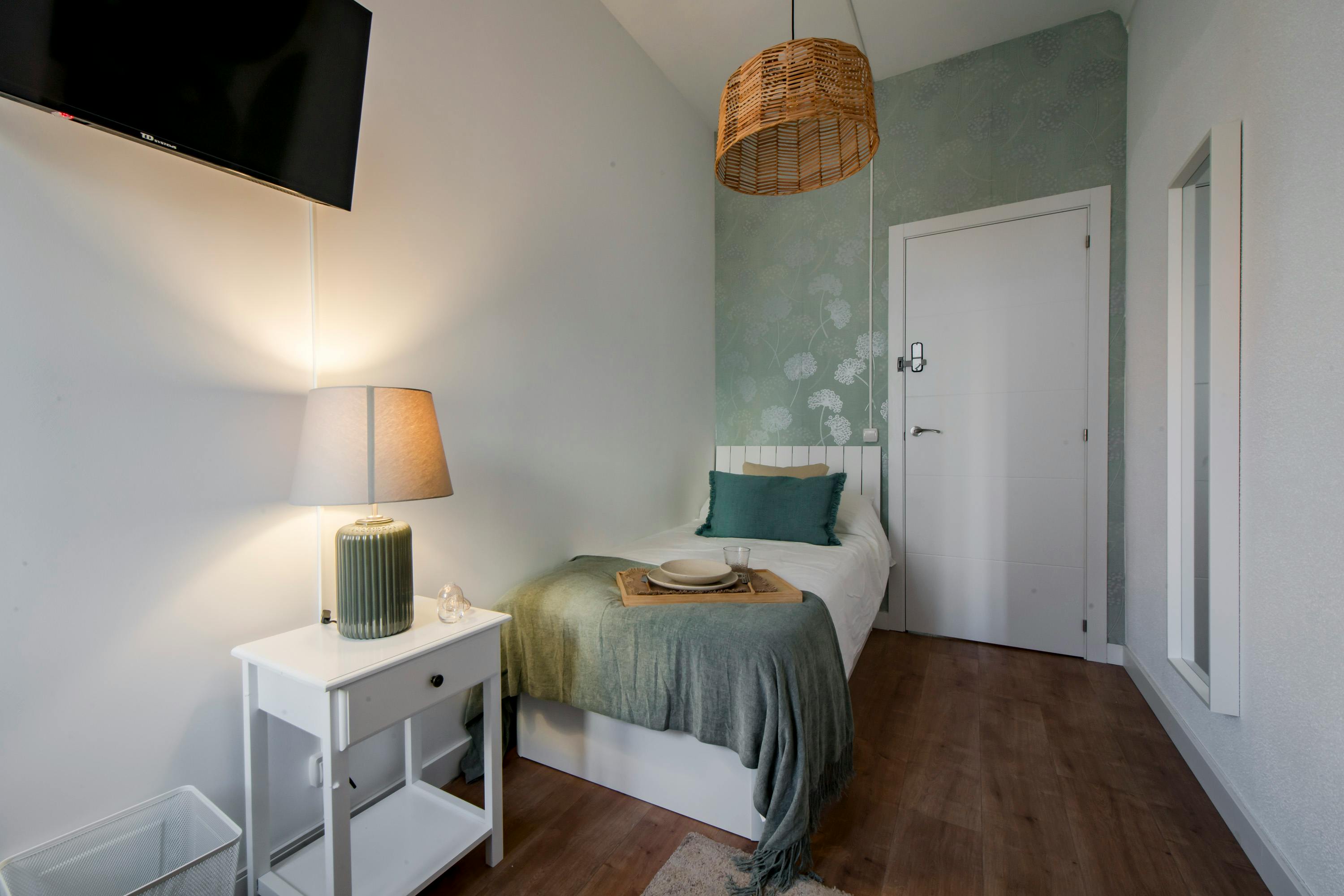 Single room Madrid, 1 bed, 9m² — photo 3