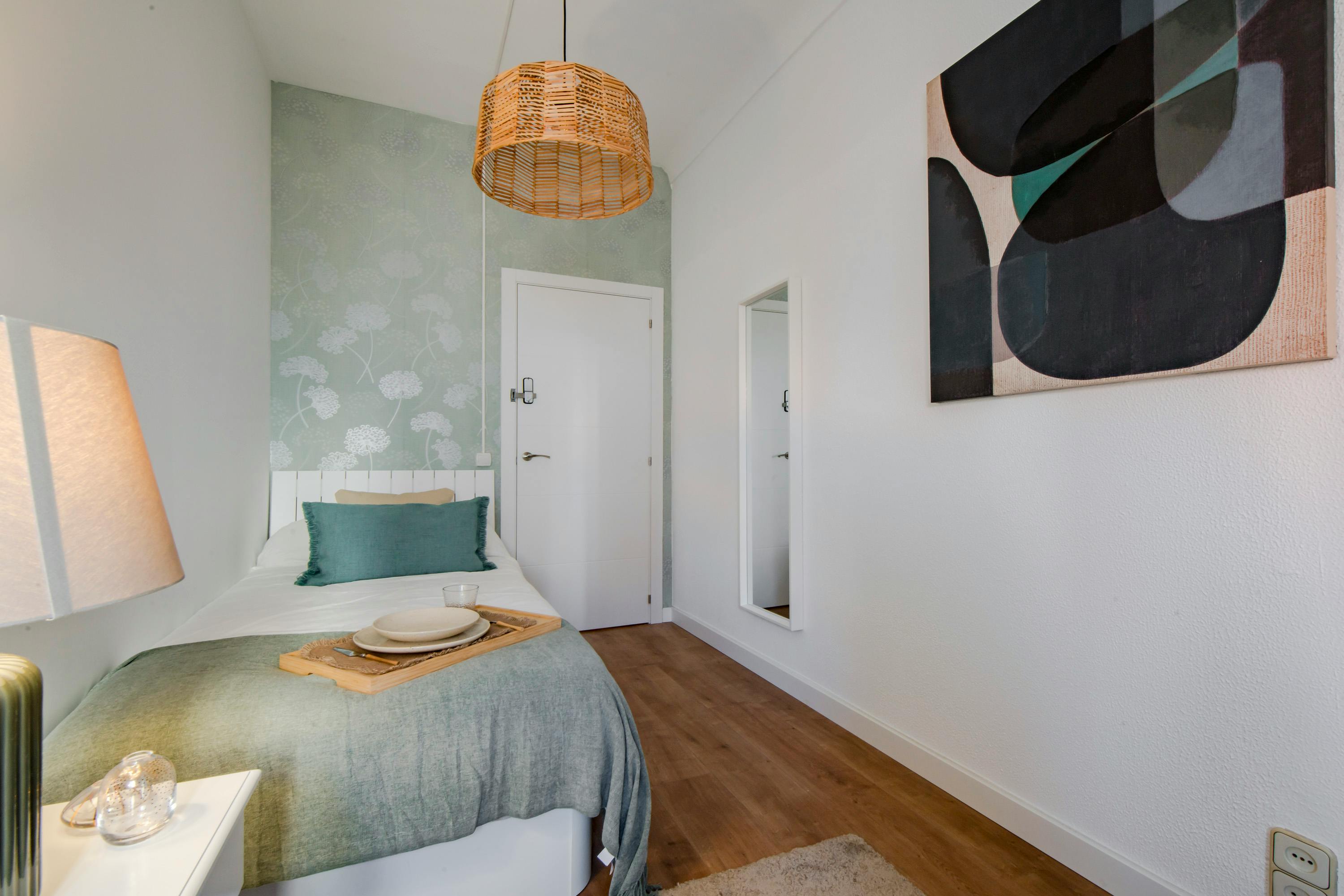 Single room Madrid, 1 bed, 9m² — photo 1