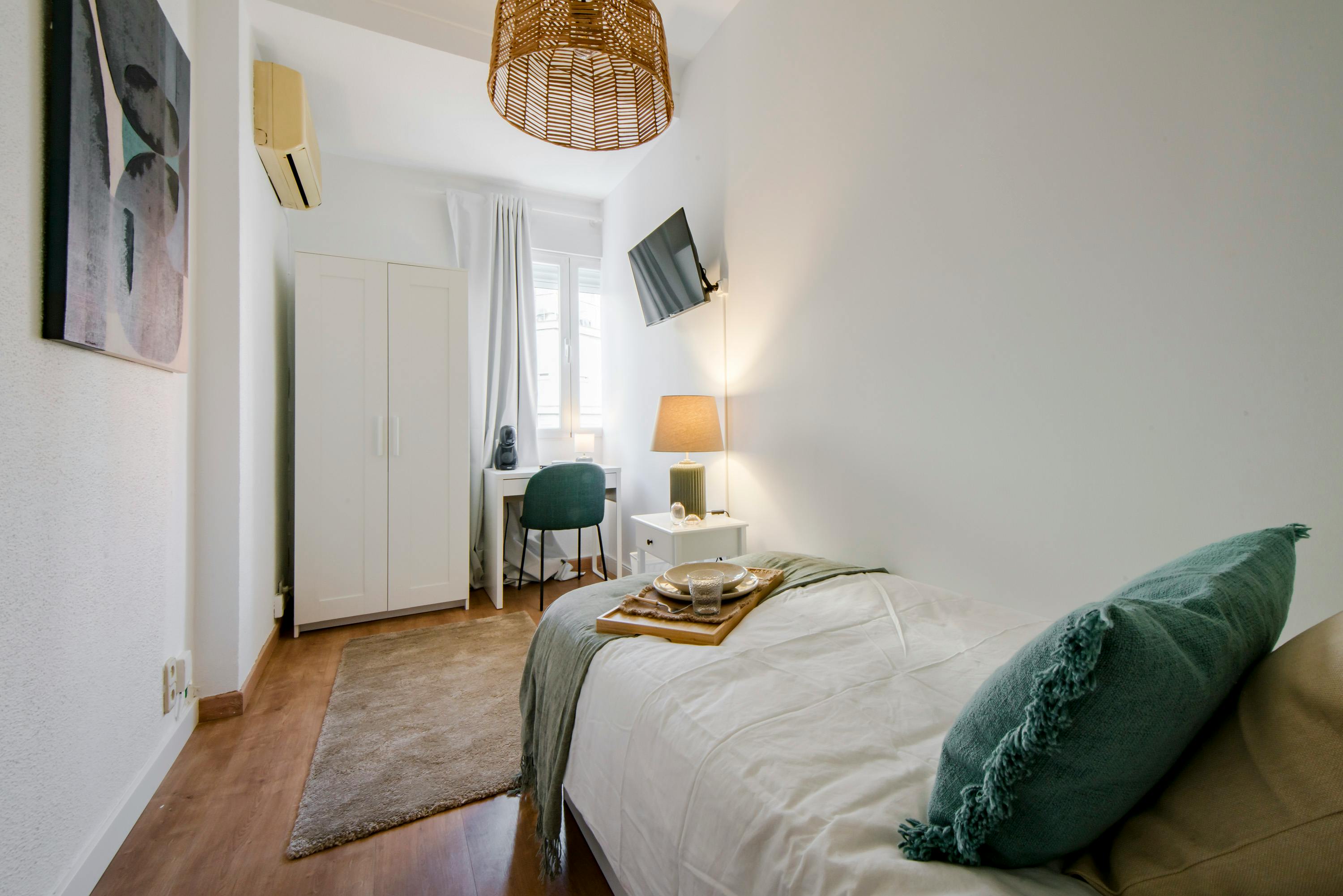Single room Madrid, 1 bed, 9m² — photo 8