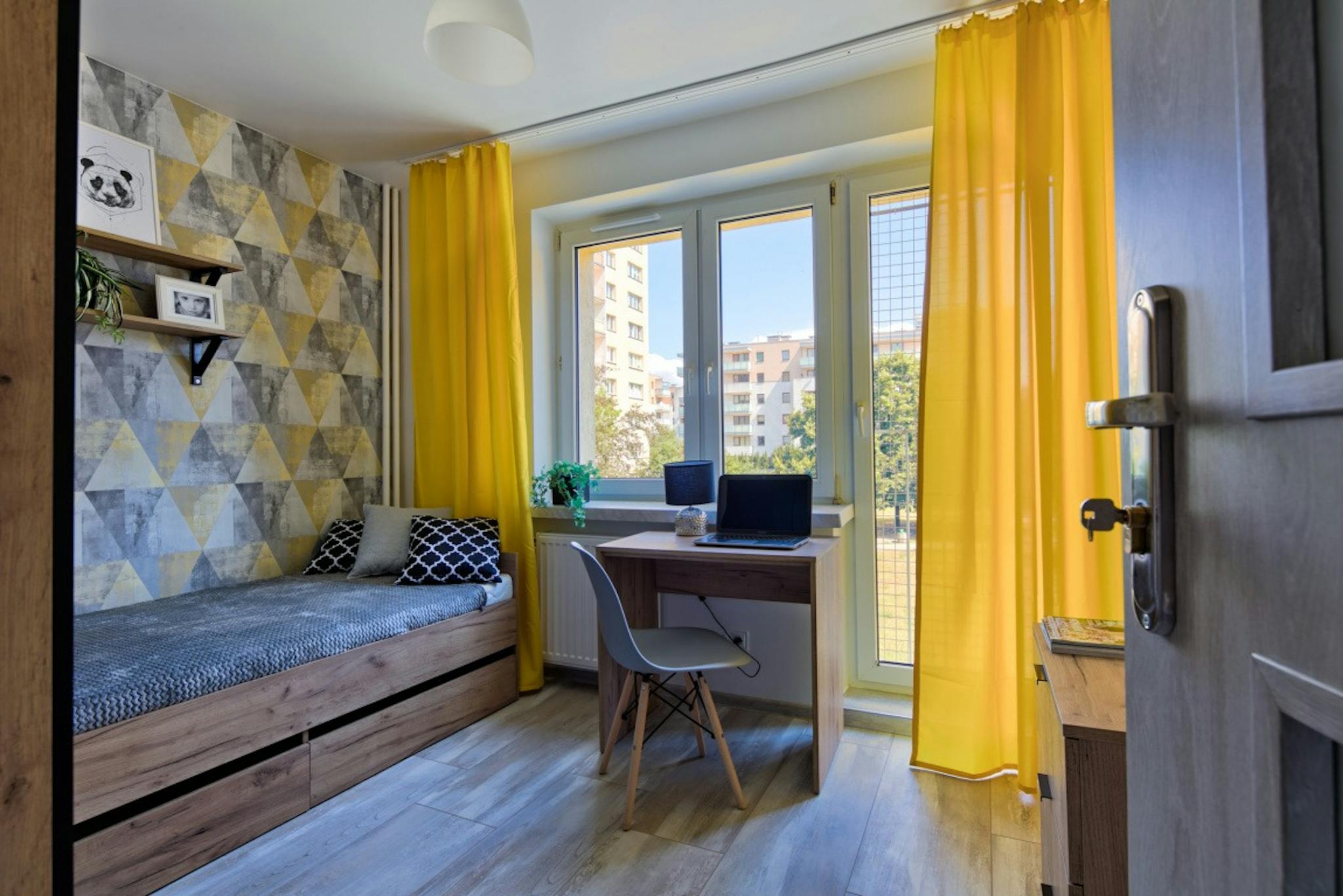 Sardyńska, Warsaw preview